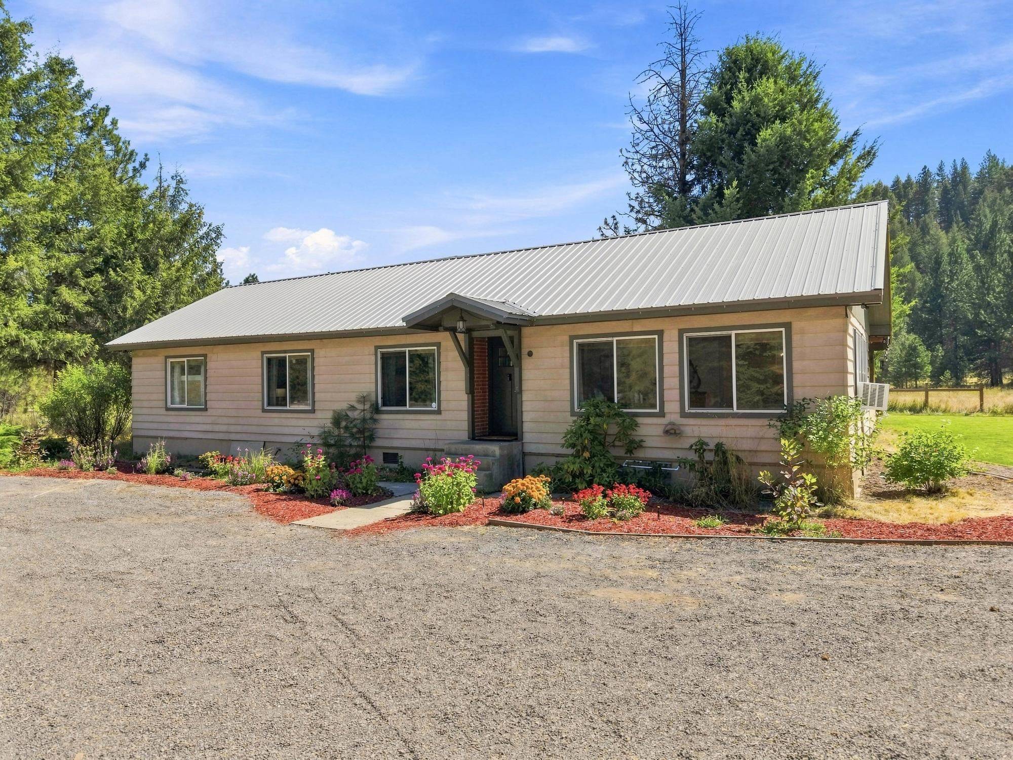 15325 W Charles Rd, Nine Mile Falls, WA 99026