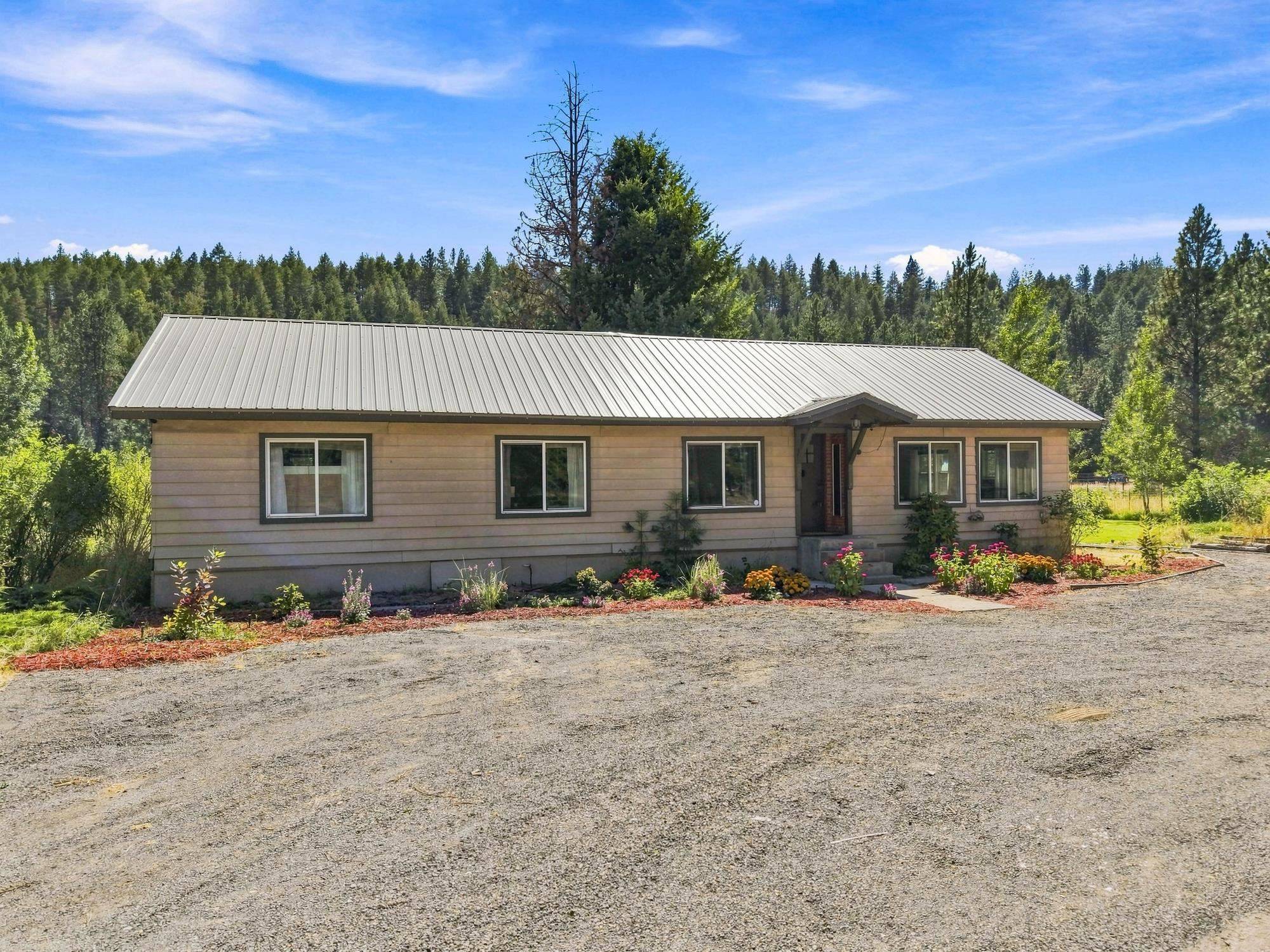 15325 W Charles Rd, Nine Mile Falls, WA 99026