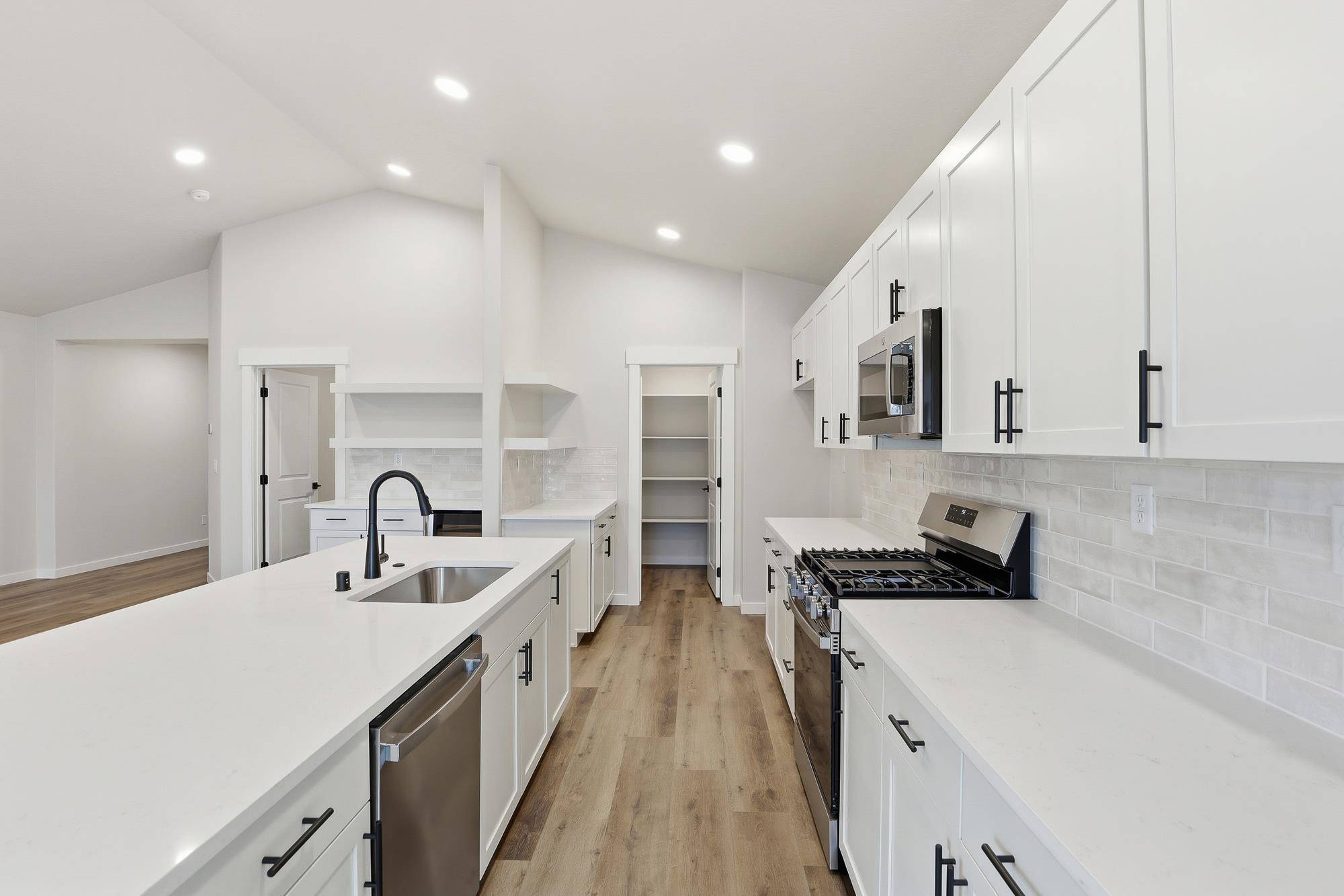 5328 N Sun Beam Ln #Orchard, Spokane, WA 99217