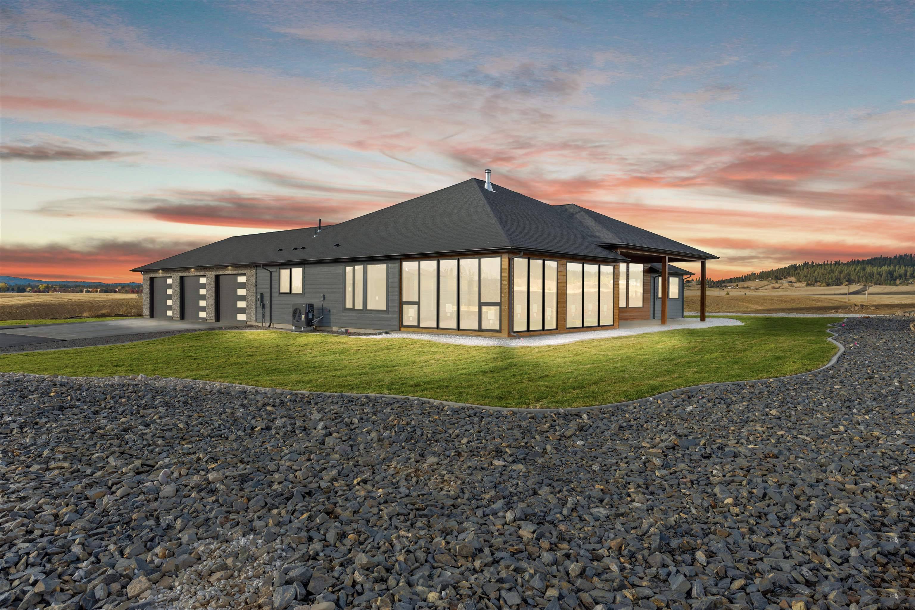 13790 N Bruce Rd, Mead, WA 99021