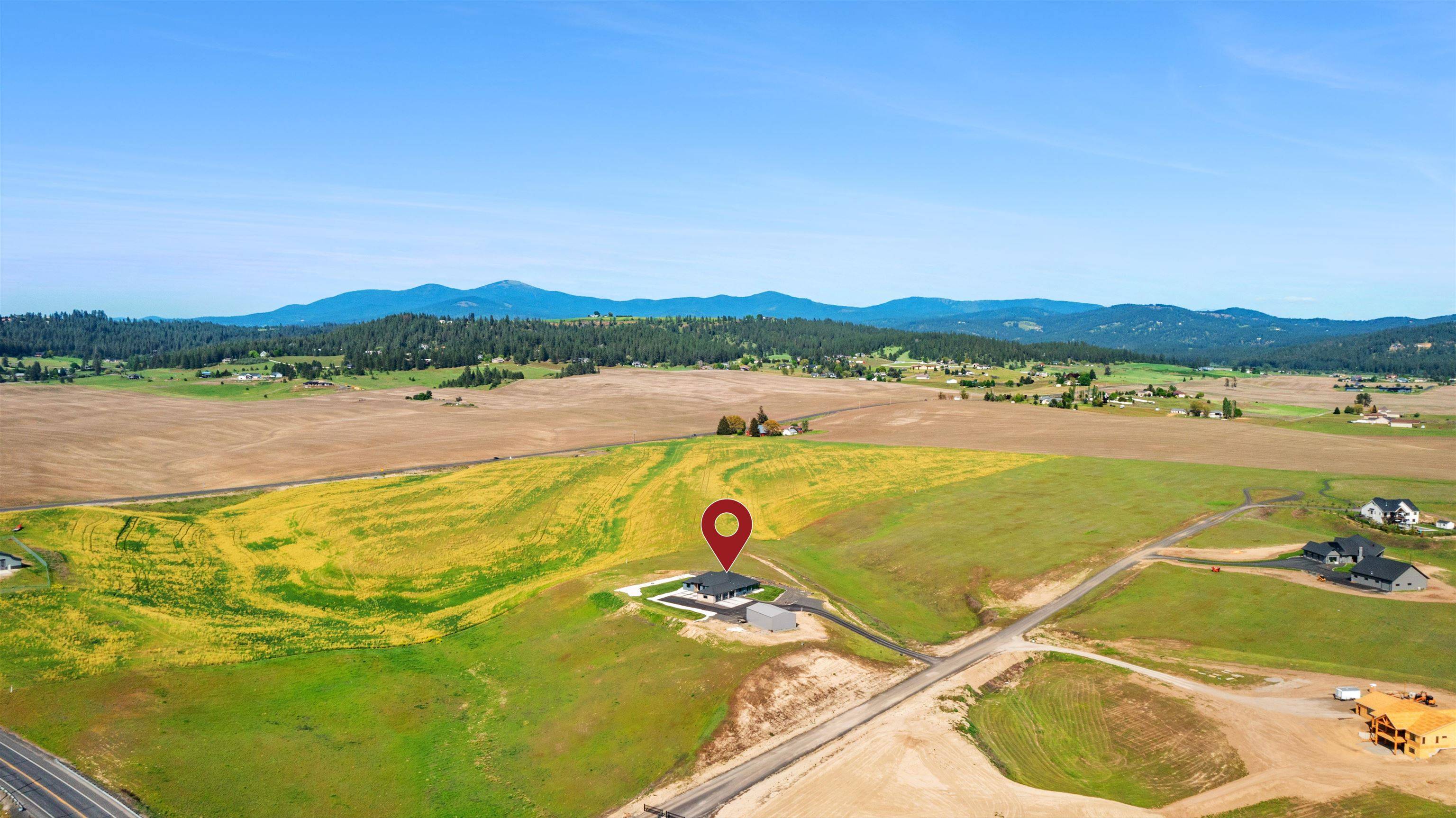 13790 N Bruce Rd, Mead, WA 99021