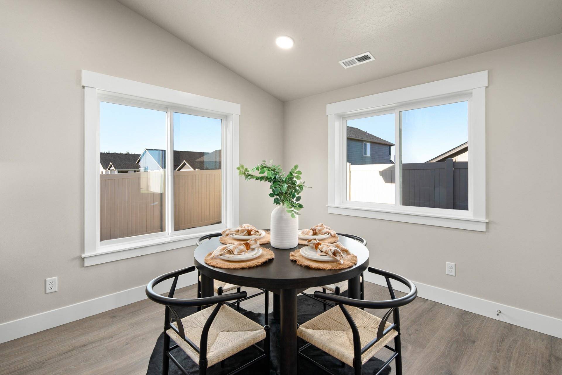 5310 N SunBeam Ln #Pacific, Spokane, WA 99217