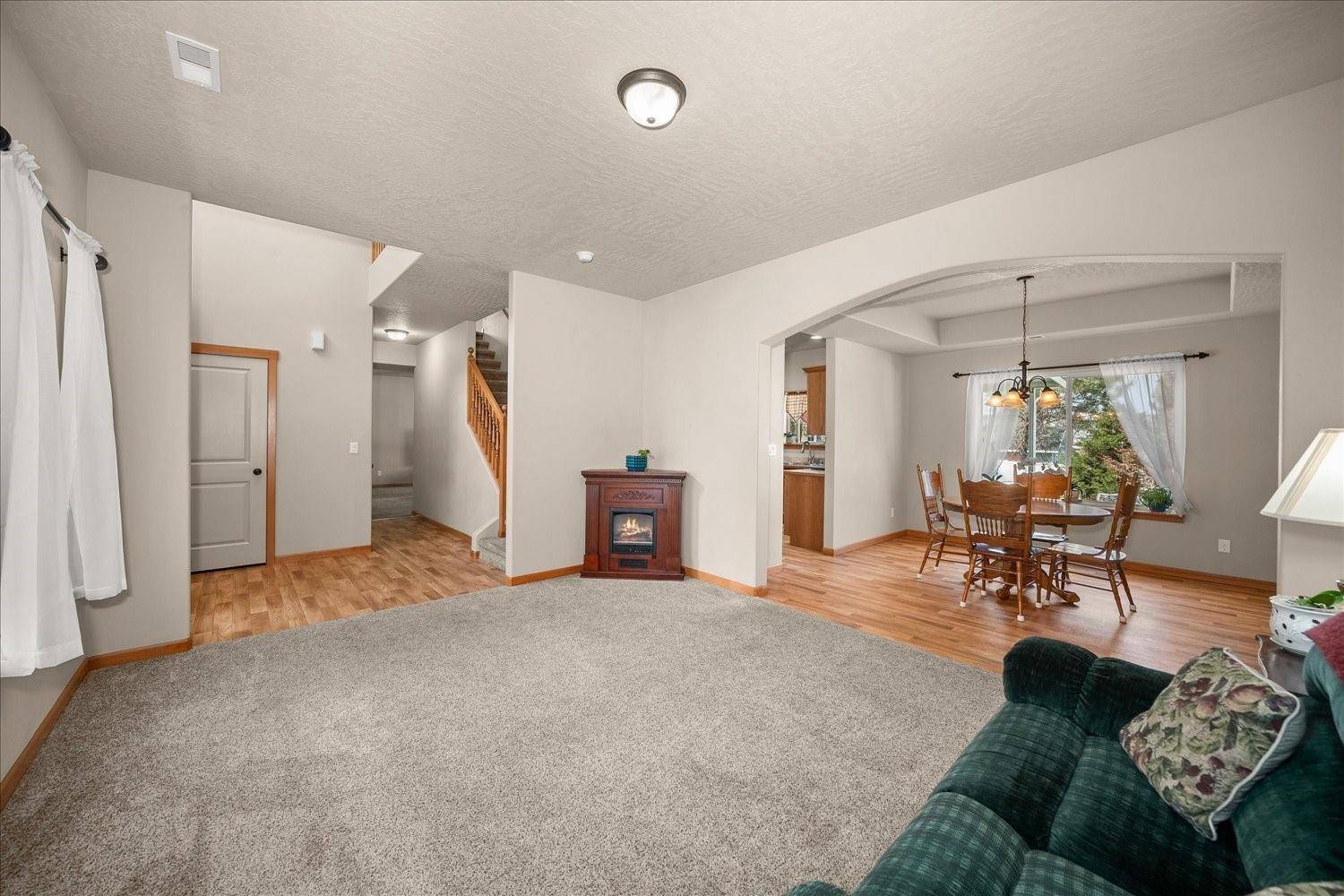 9420 W Ballesteros Ct, Cheney, WA 99004