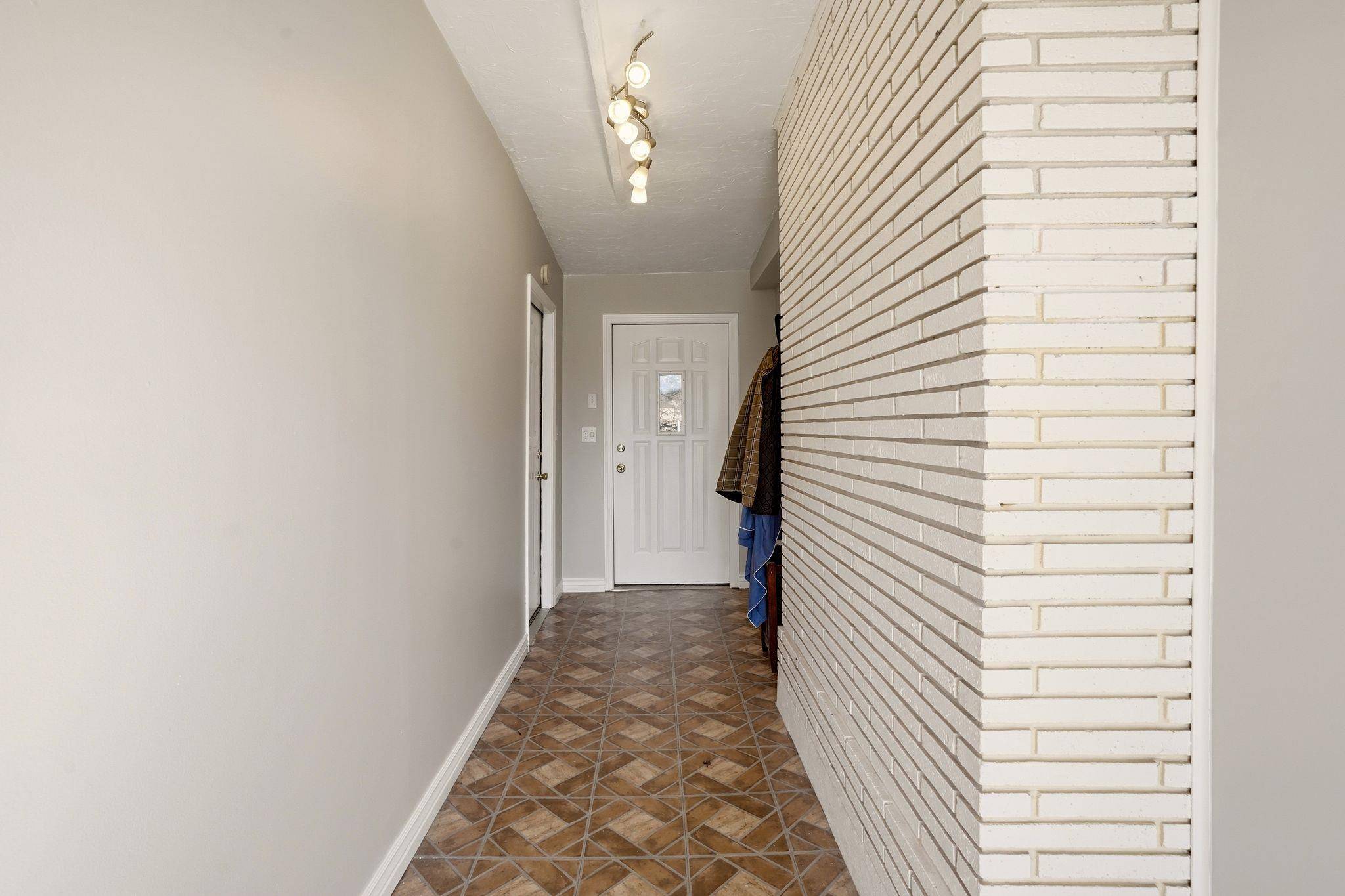 3010 W BISMARK Ave, Spokane, WA 99205
