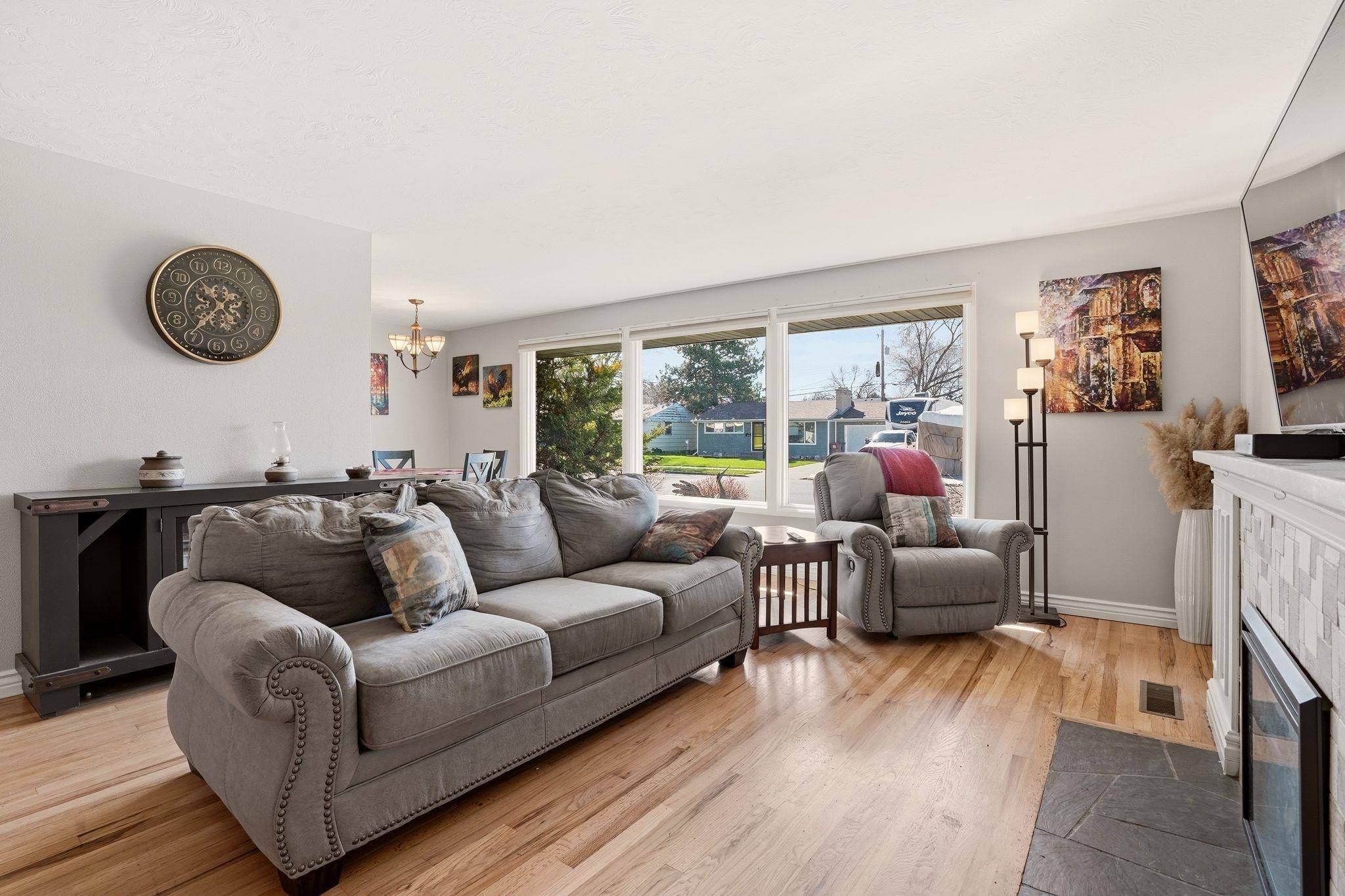 3010 W BISMARK Ave, Spokane, WA 99205