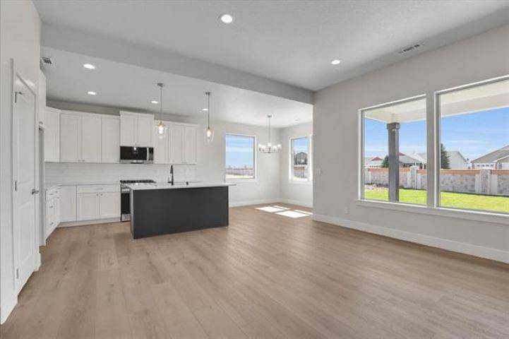 1109-29 N Country Club Dr #29, Deer Park, WA 99006