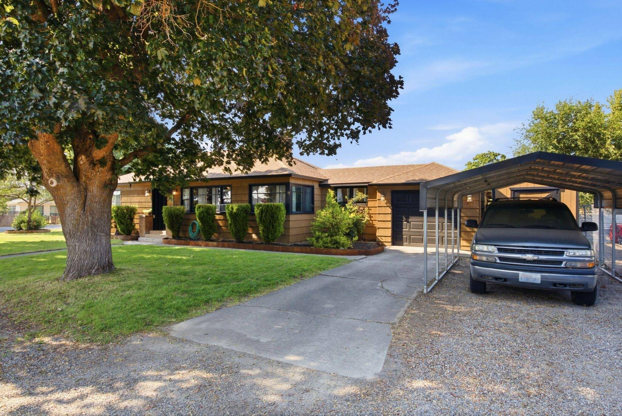 16305 E Riverside Ave, Spokane Valley, WA 99037