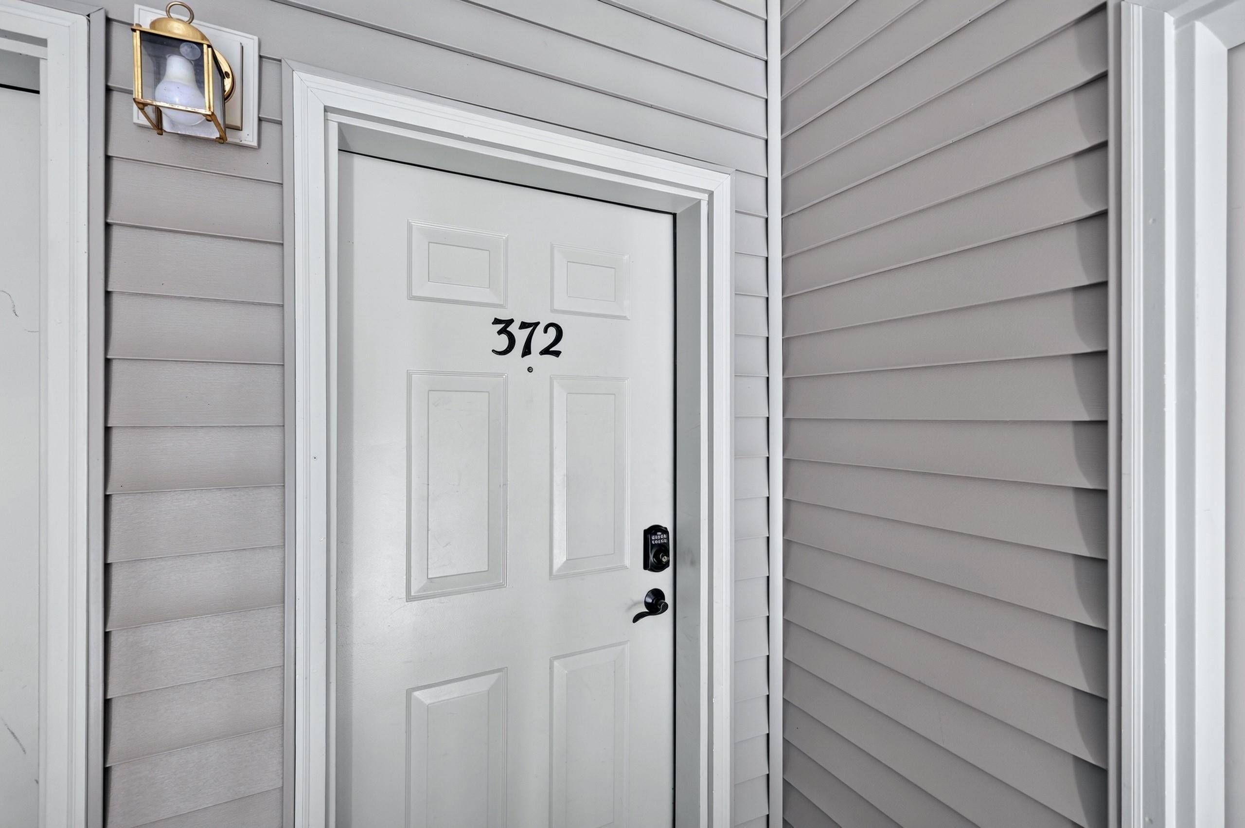 22855 E Country Vista Dr #372, Liberty Lake, WA 99019