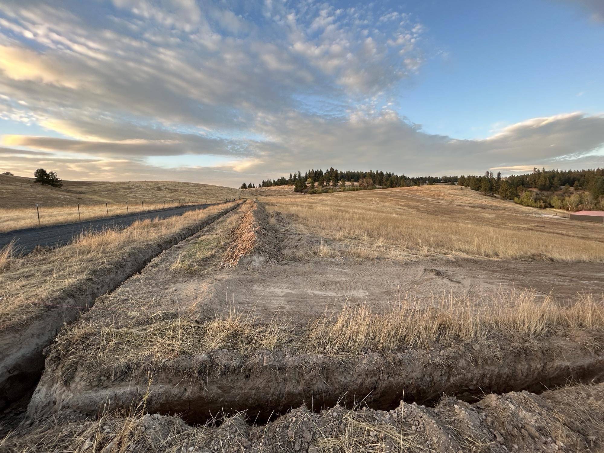 11707 E Tallman Rd, Chattaroy, WA 99003
