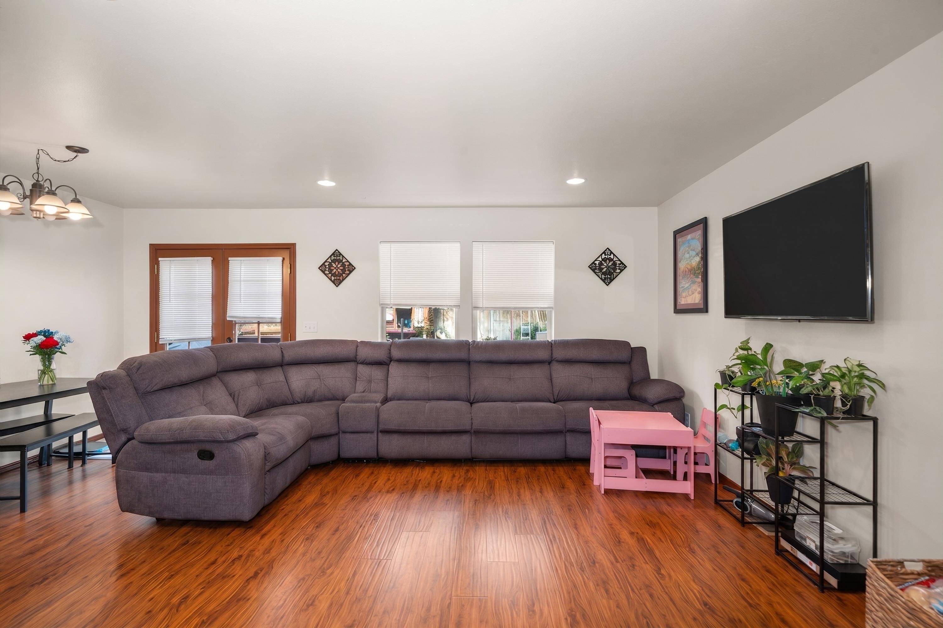 2417/2419 E 8th Ave, Spokane, WA 99202