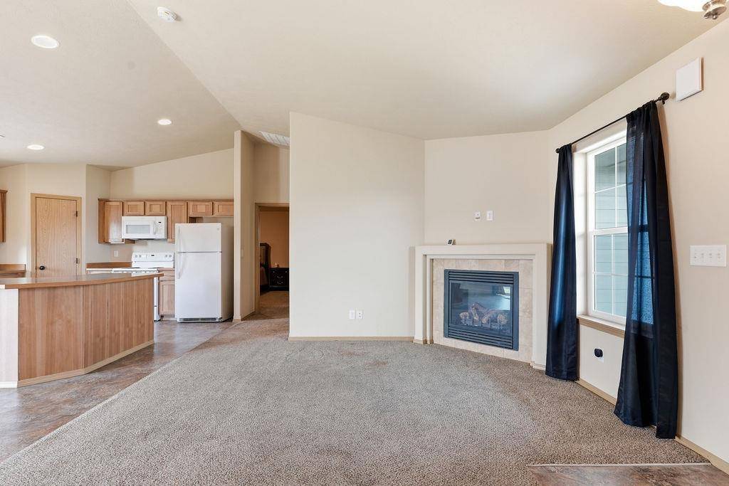 1708 E 6th St, Deer Park, WA 99006