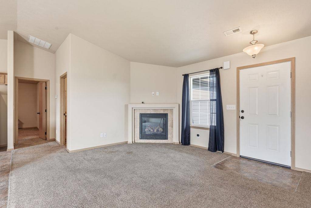1708 E 6th St, Deer Park, WA 99006