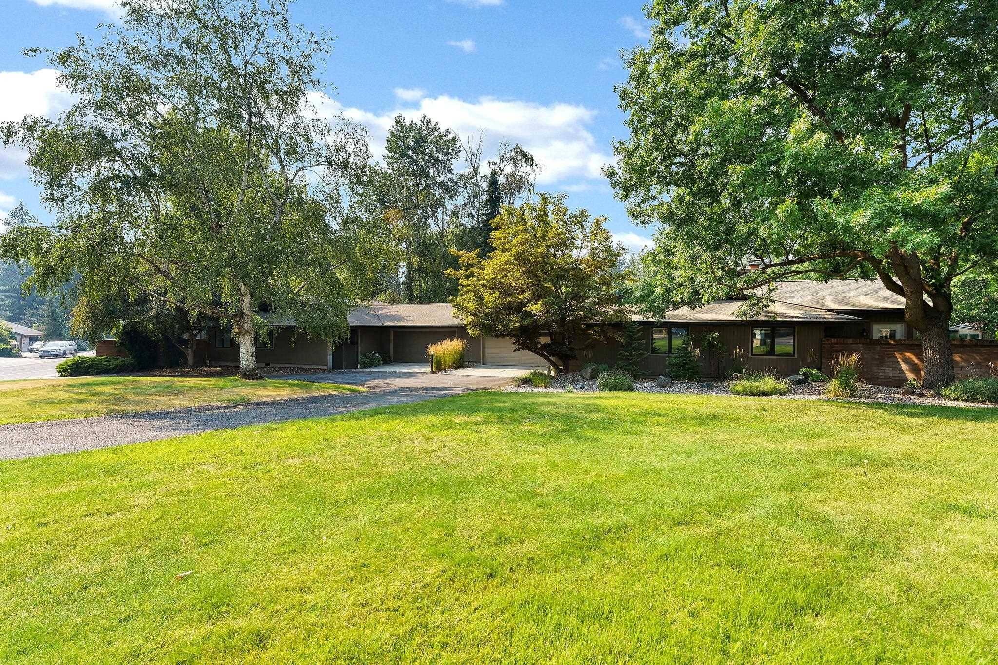 2221 E Rockwood Blvd, Spokane, WA 99203