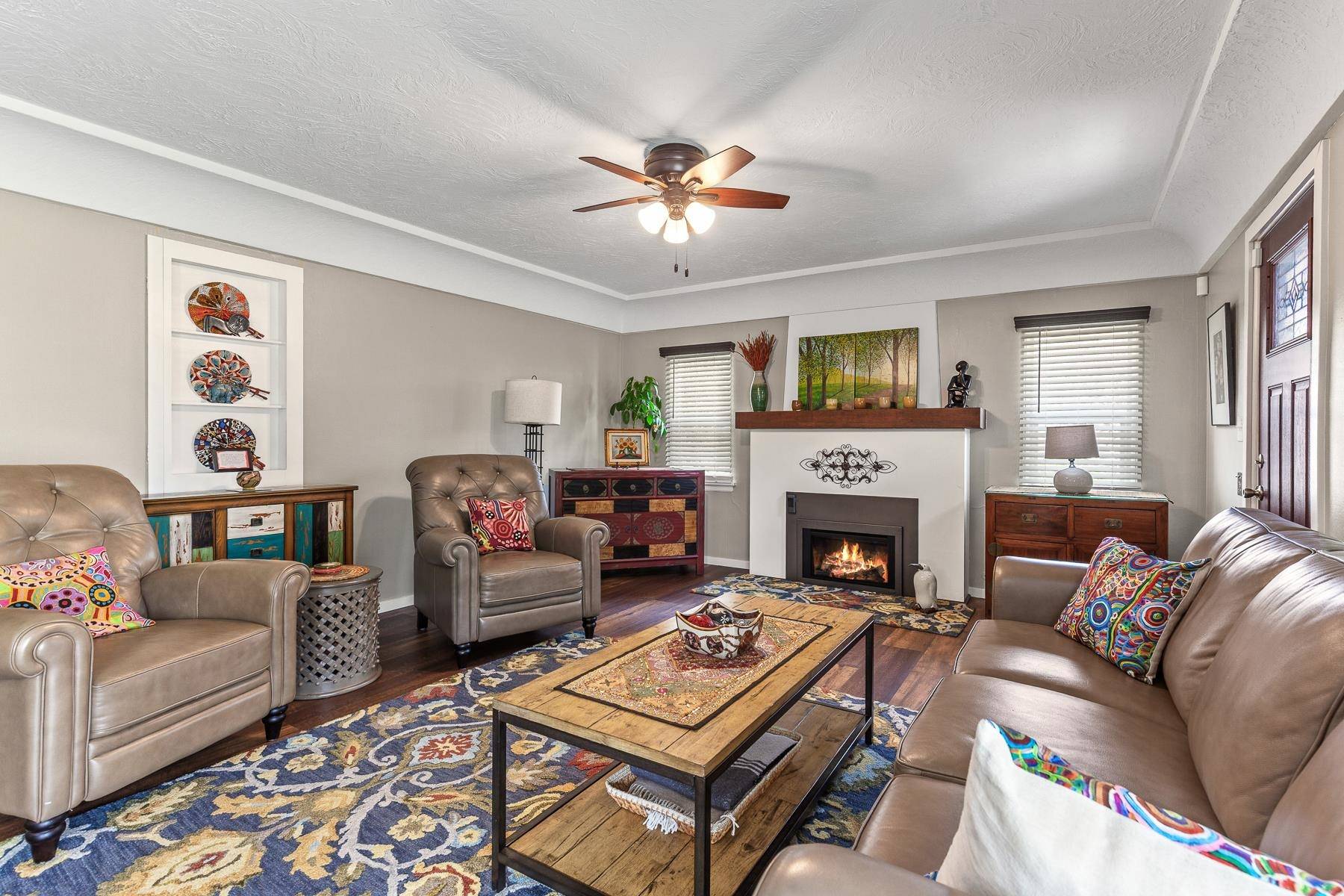 521 N Locust Rd, Spokane Valley, WA 99206