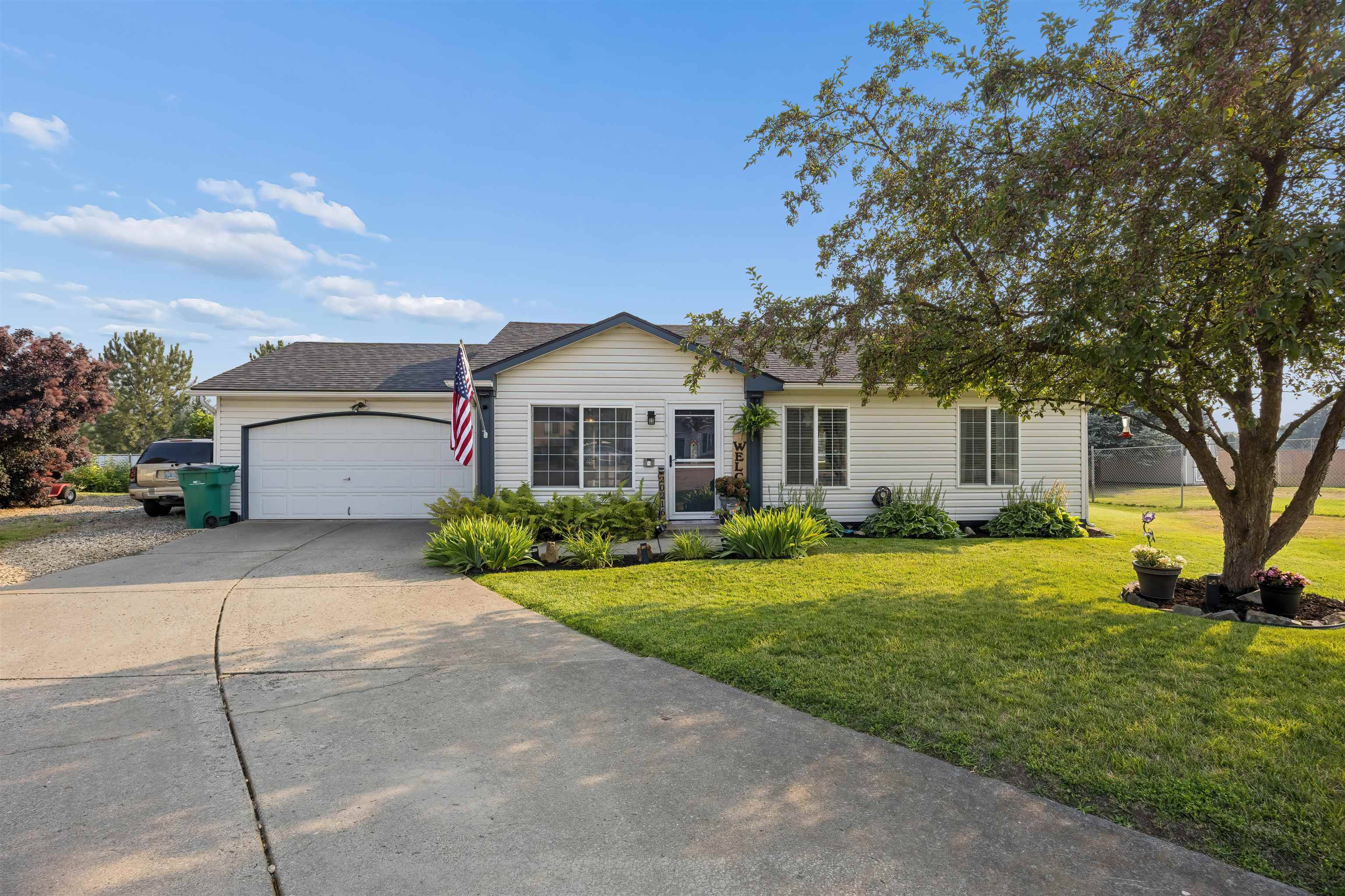 20216 E Grace Ln, Otis Orchards, WA 99027