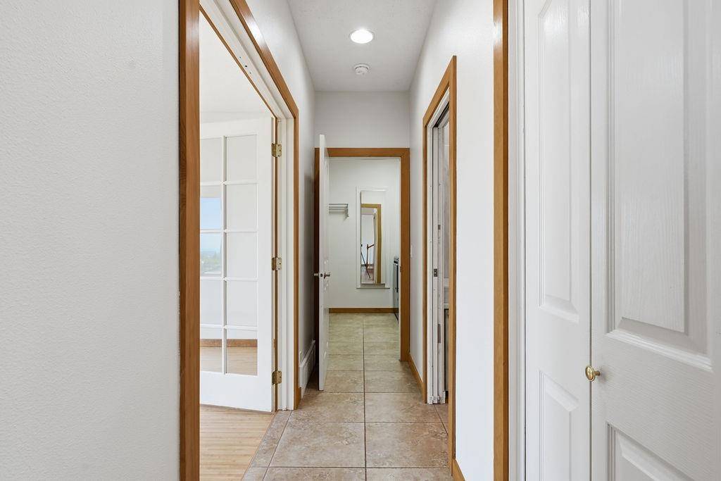 15708 E Lincoln Rd, Spokane, WA 99217