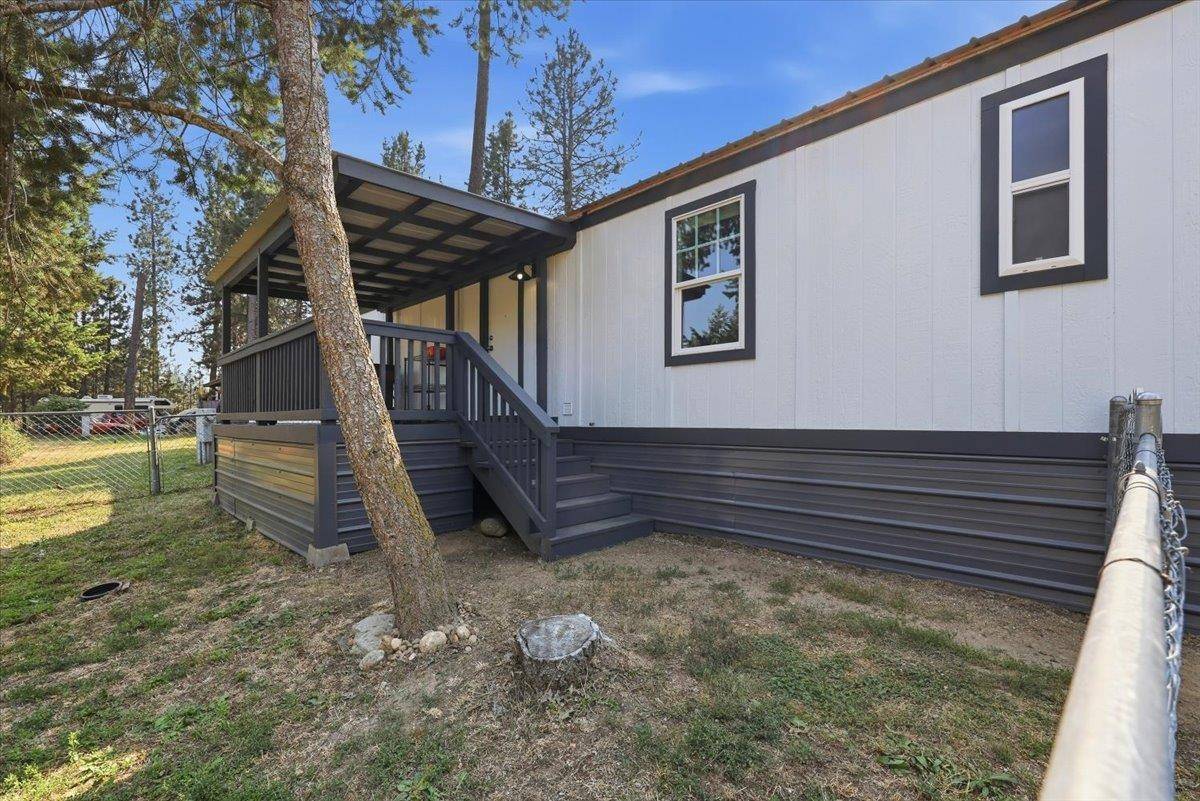 35312 N Newport Hwy #223, Chattaroy, WA 99003