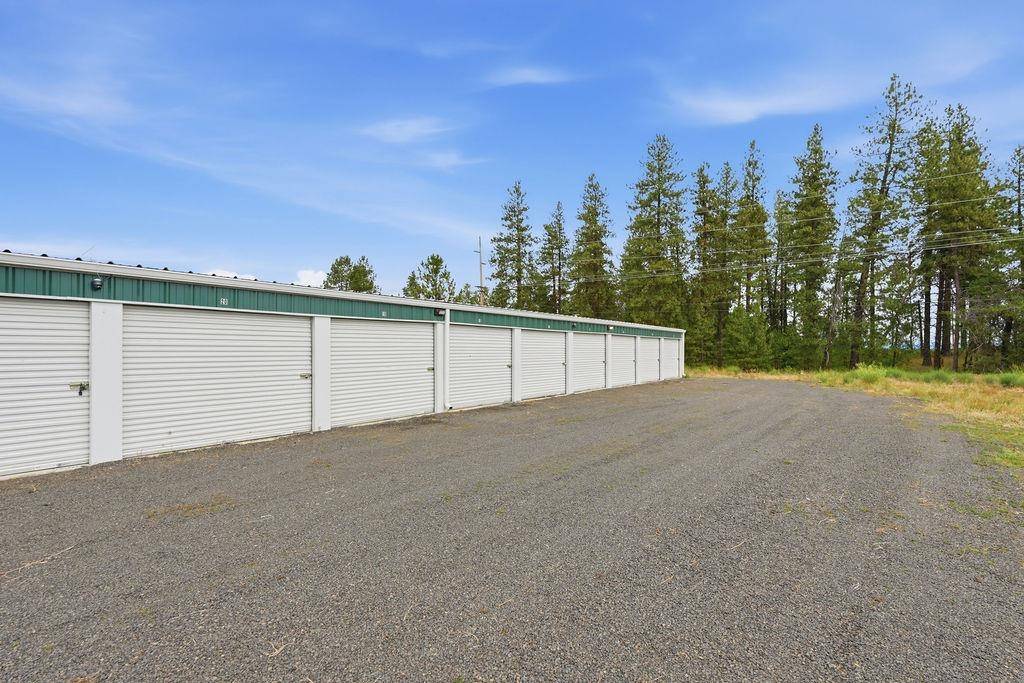 1405 W HALF MOON Rd, Colbert, WA 99005
