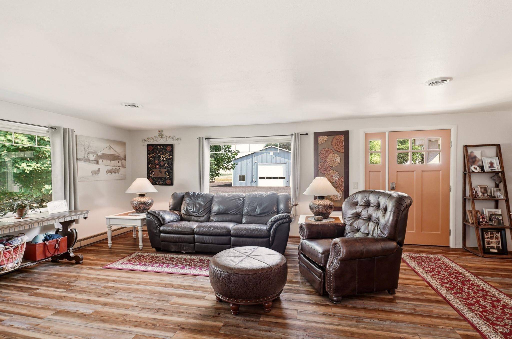 6354 Lancaster Rd, St John, WA 99171