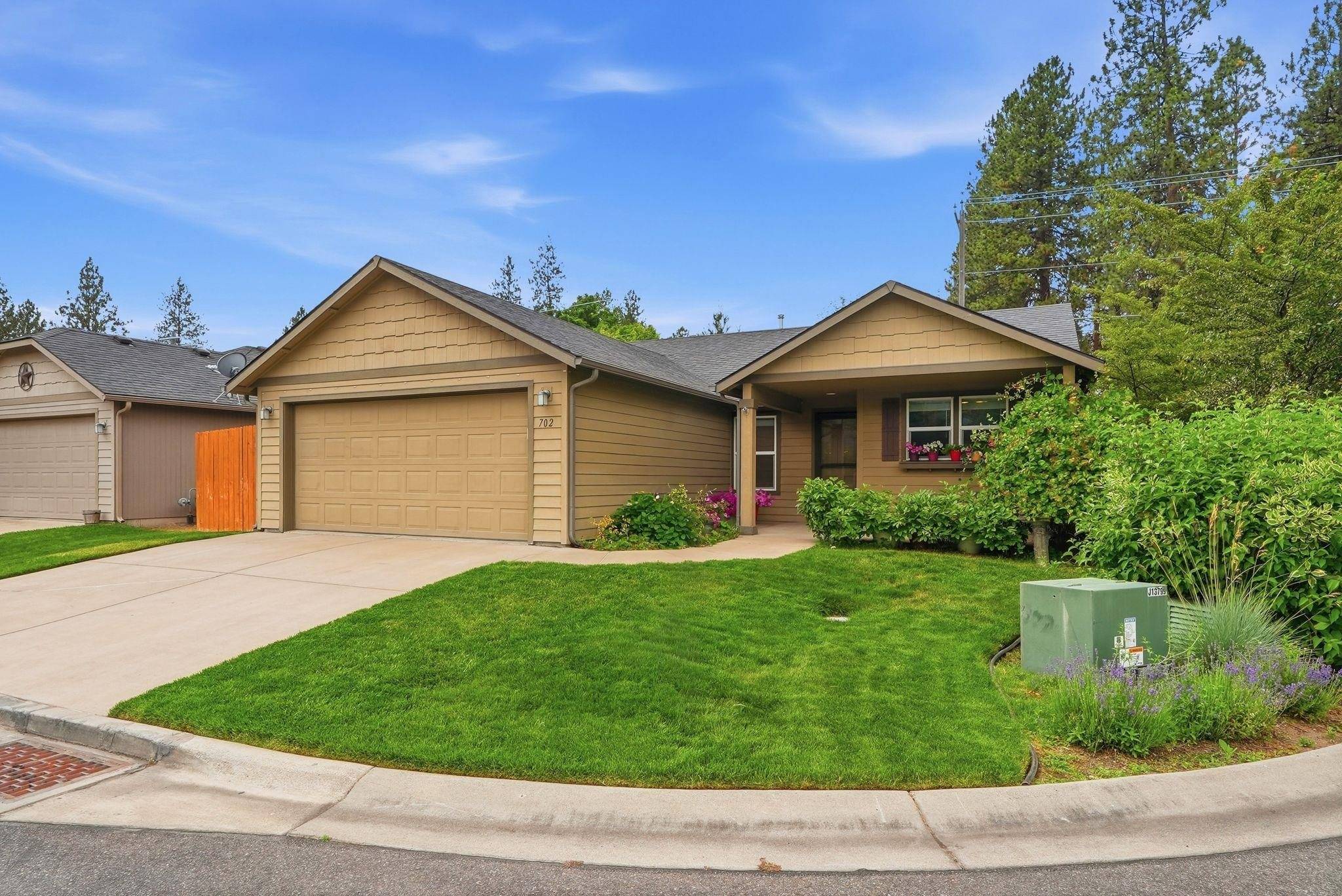 702 S Edgerton Ln, Spokane Valley, WA 99212