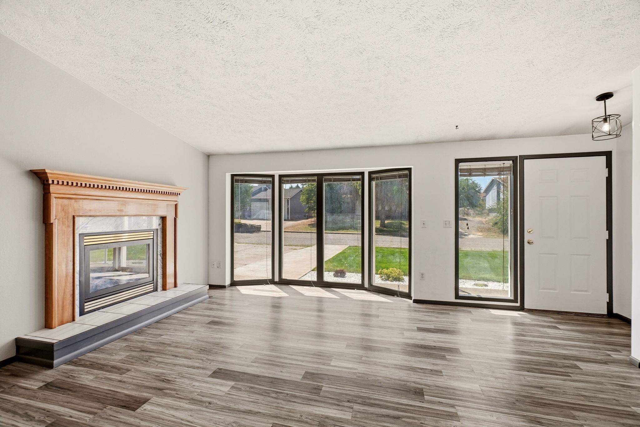 13923 E 9th Ct, Spokane Valley, WA 99037