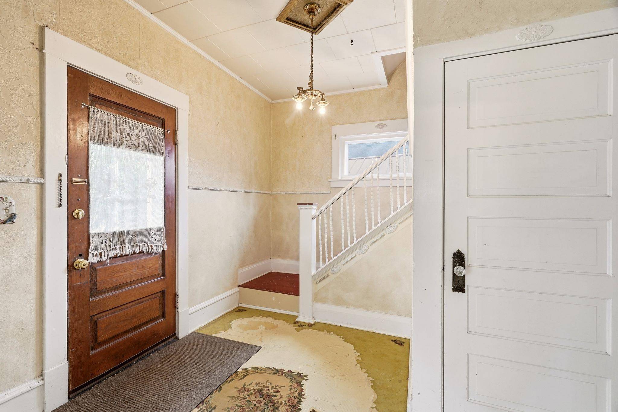 2420 W Maxwell Ave, Spokane, WA 99201