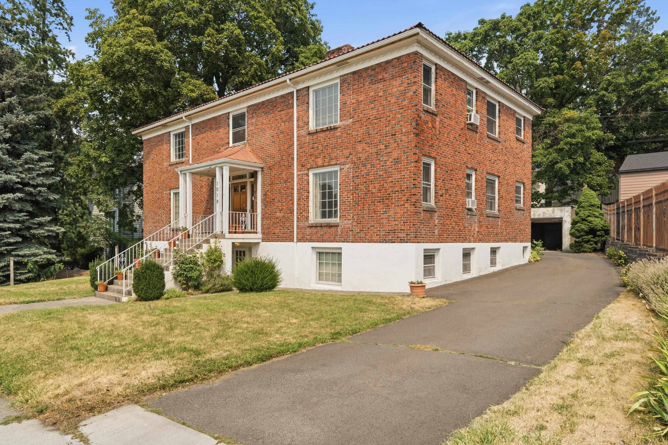 1019 S Monroe St, Spokane, WA 99204