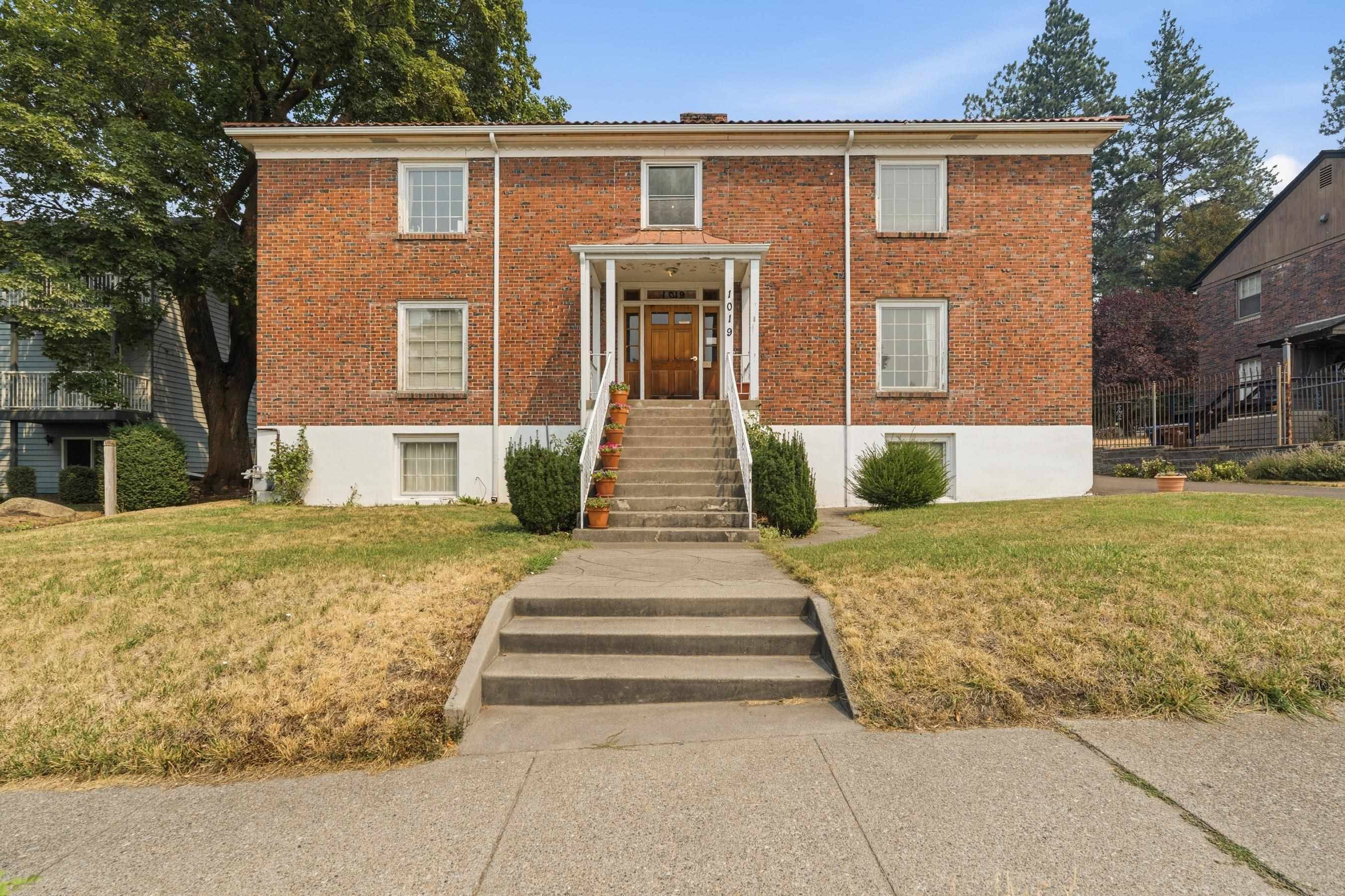 1019 S Monroe St, Spokane, WA 99204