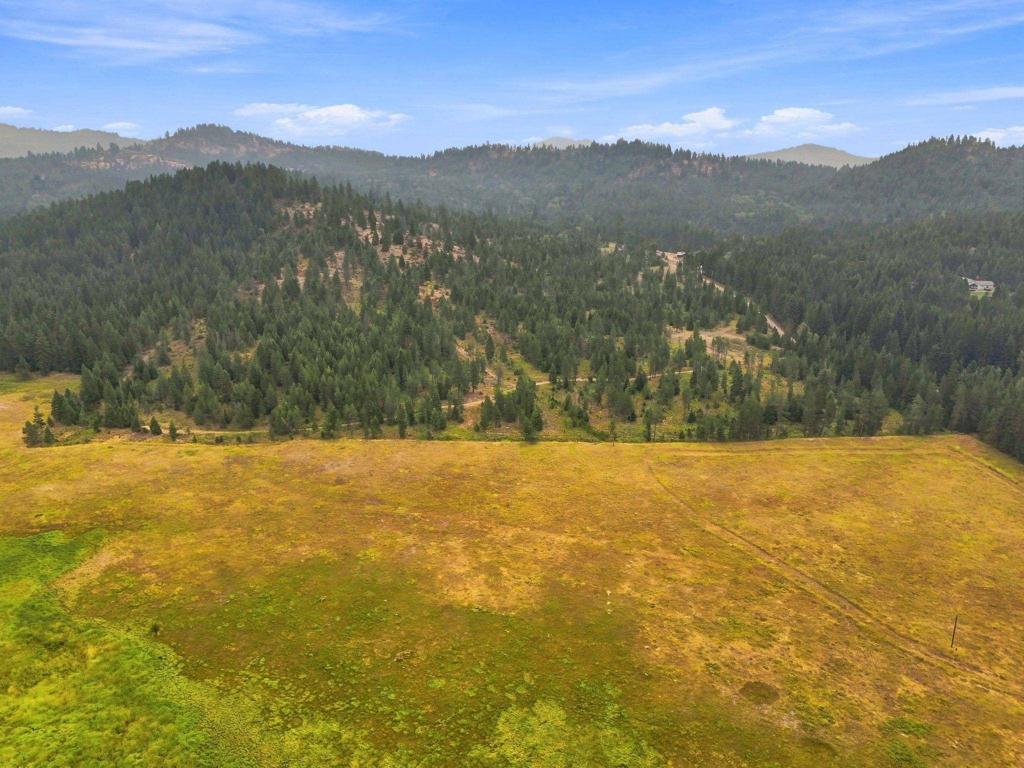 1301 Roberts Rd, Newport, WA 99156