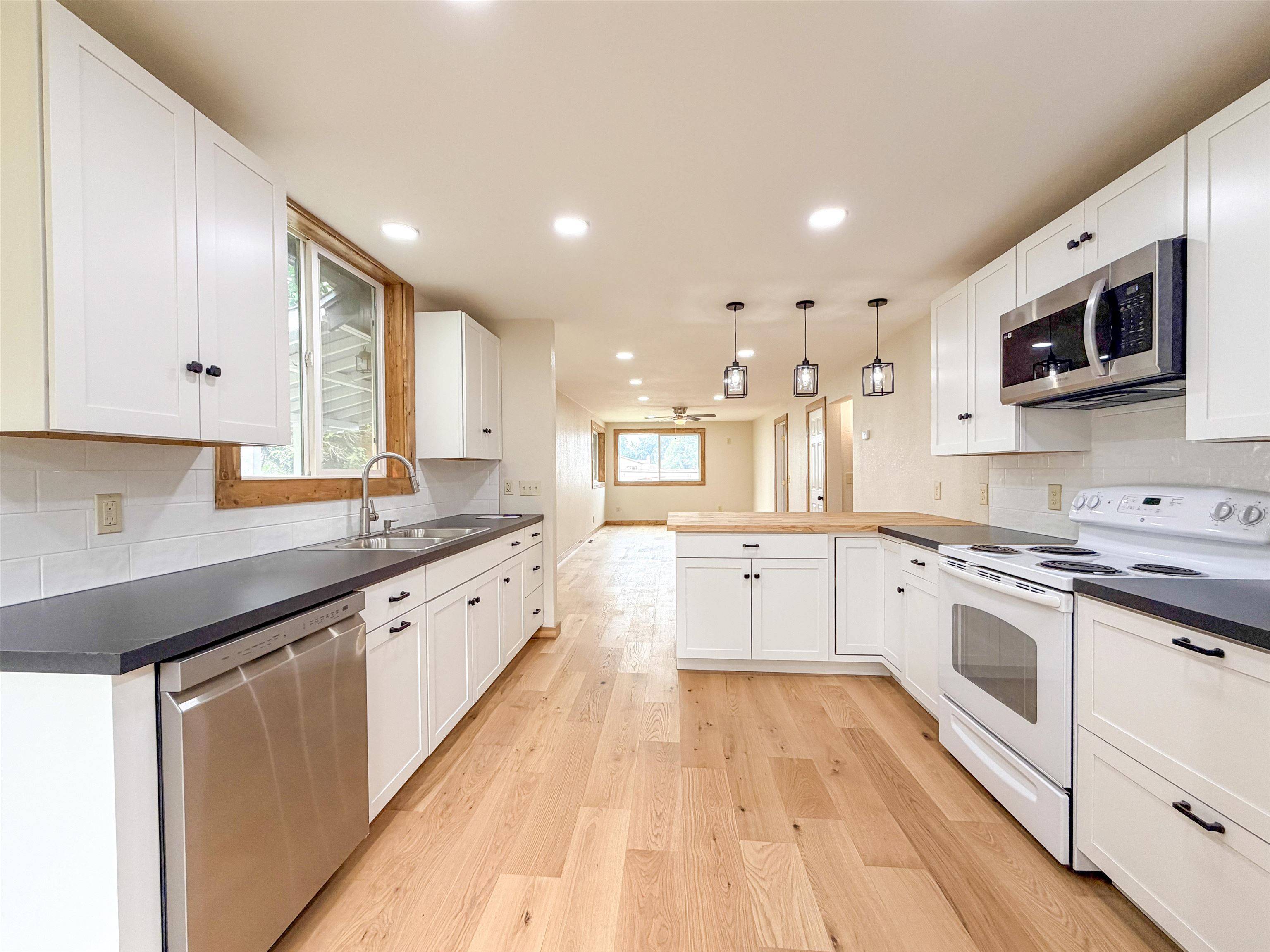670 N Washington St, Colville, WA 99114
