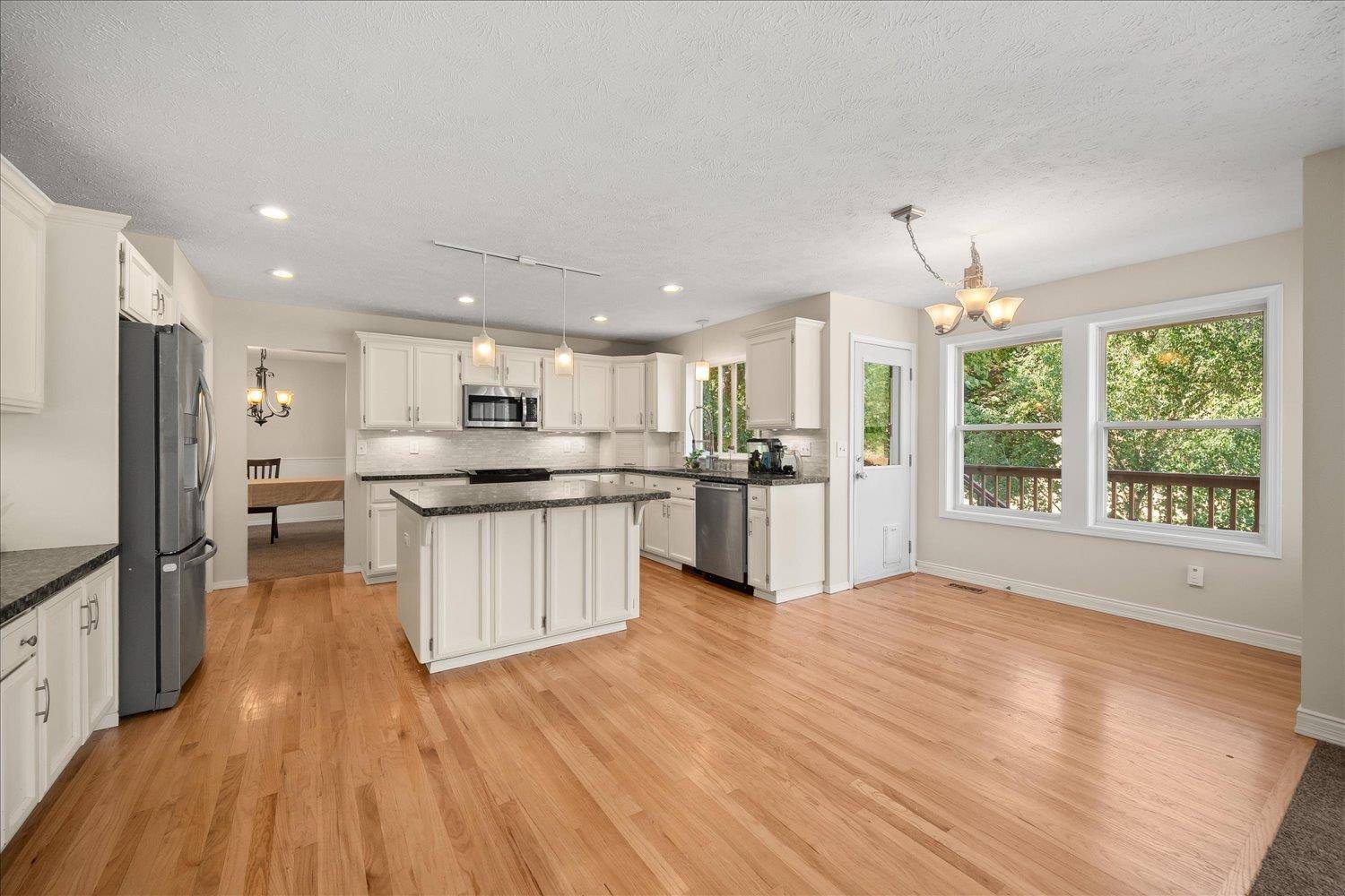 4006 S Sunderland Dr, Spokane Valley, WA 99206