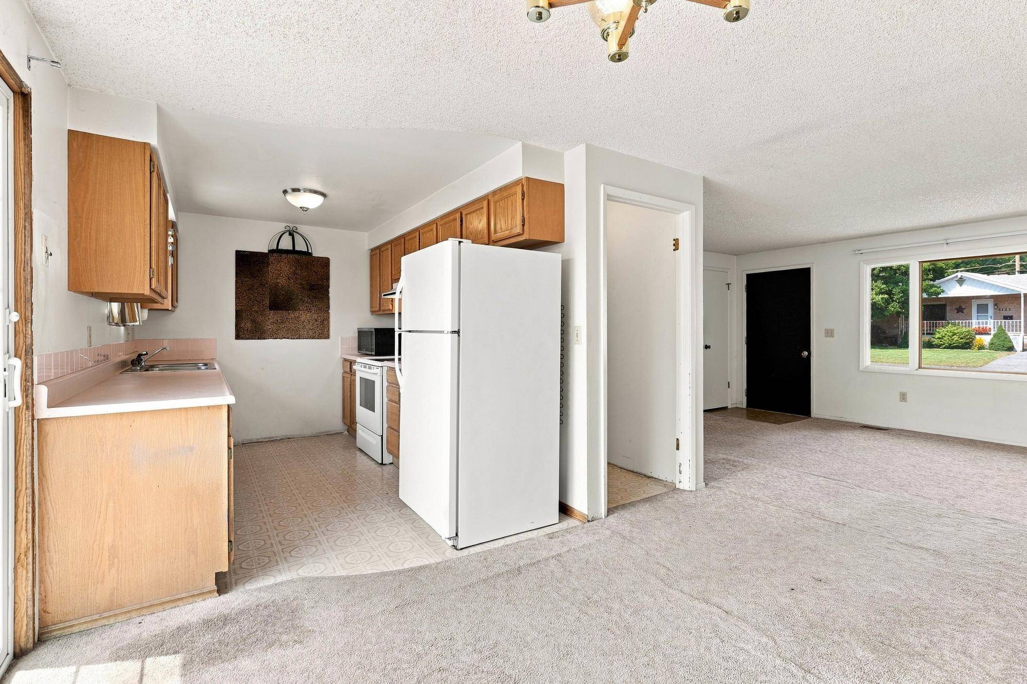 4128 E FREDERICK Ave, Spokane, WA 99217