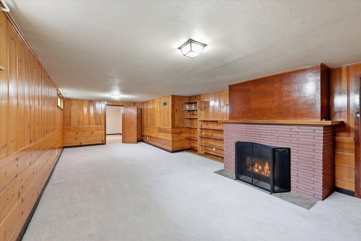201 W Franklin Ct, Spokane, WA 99205