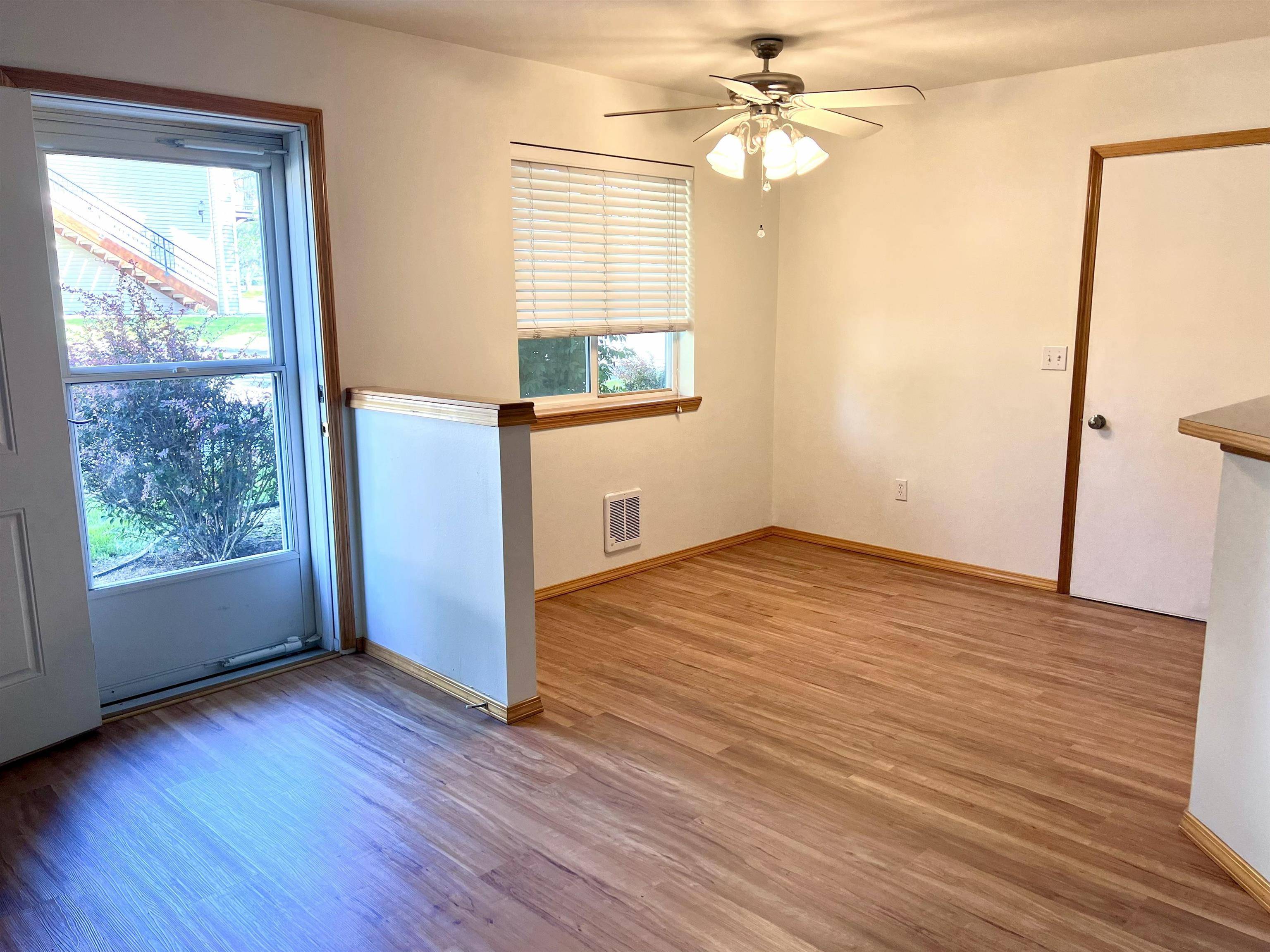 9926 E 16th Ave #Unit 301, Spokane Valley, WA 99216