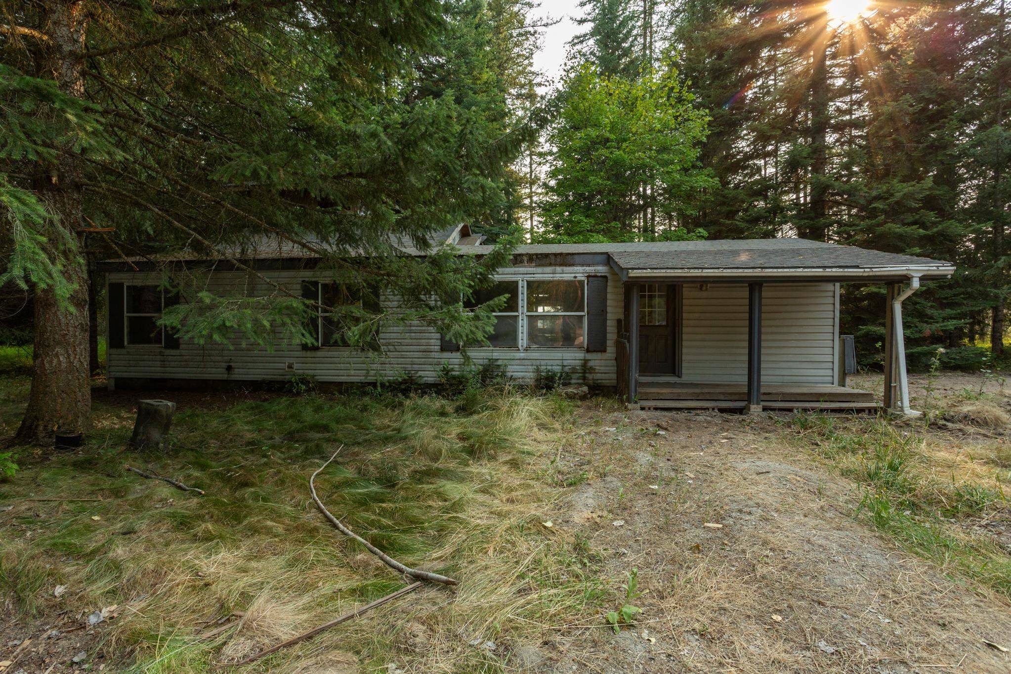 4631C N Swenson Rd, Clayton, WA 99110