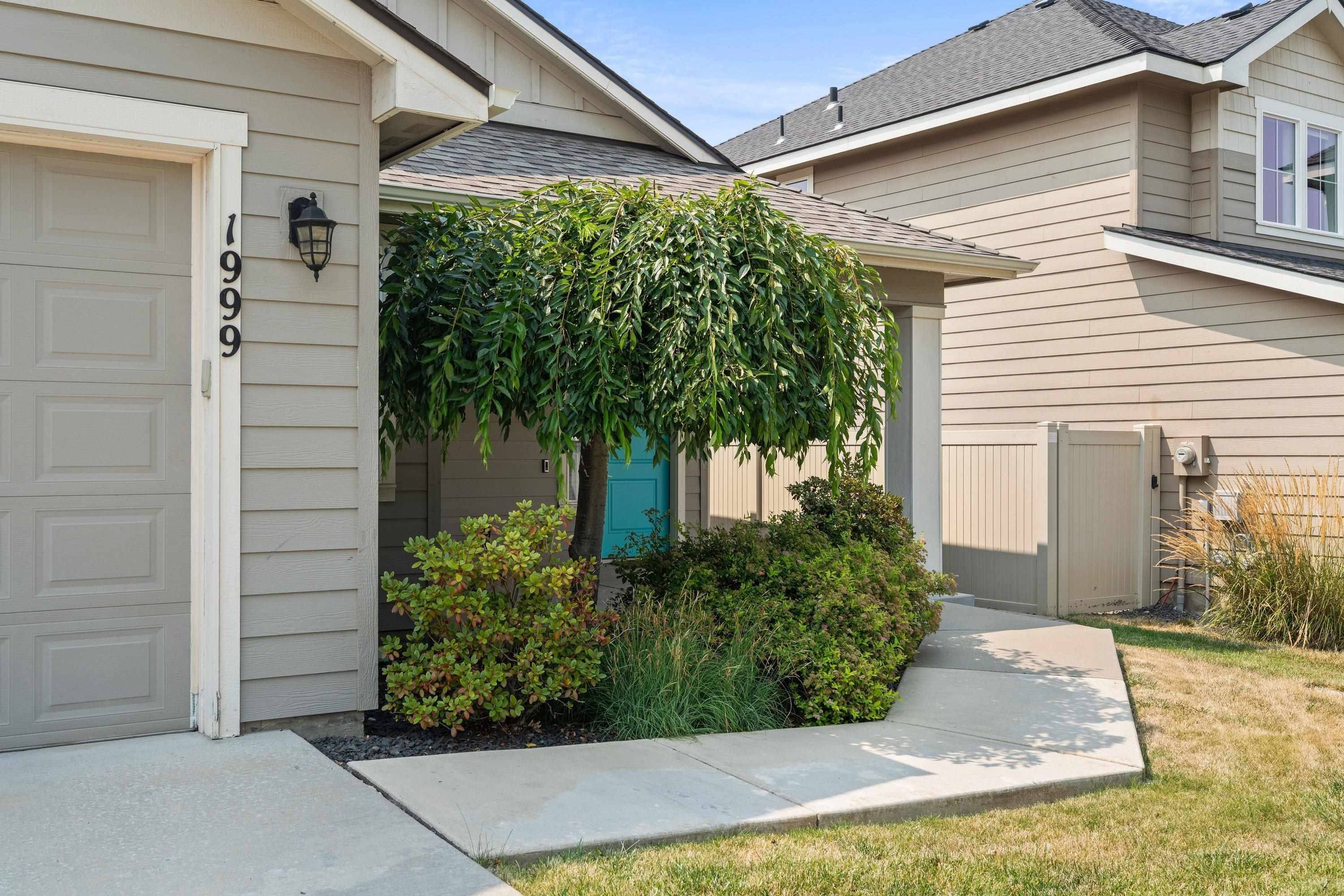 1999 N Wolfe Penn St, Liberty Lake, WA 99019