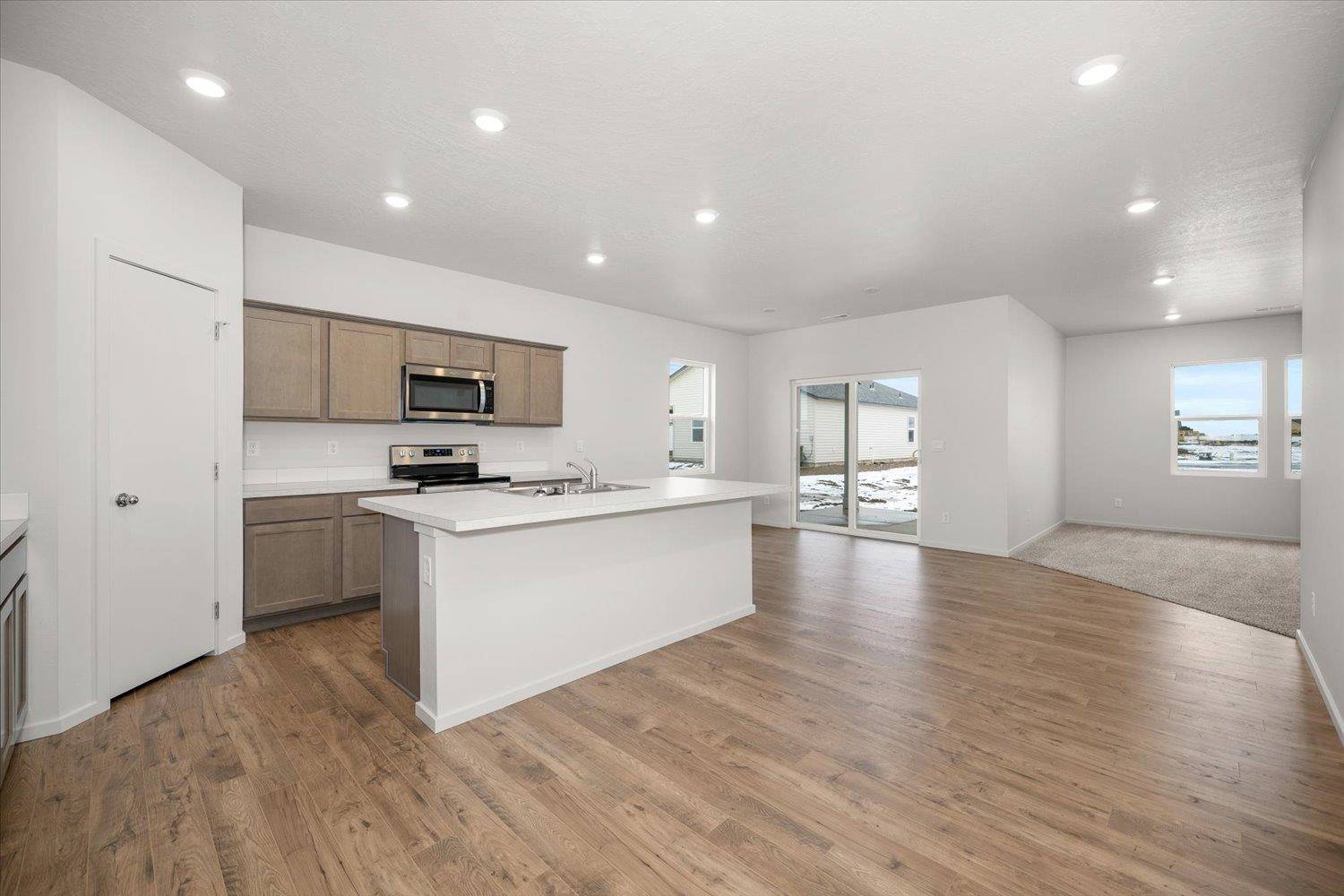 13529 W Sprague Ave, Airway Heights, WA 99001