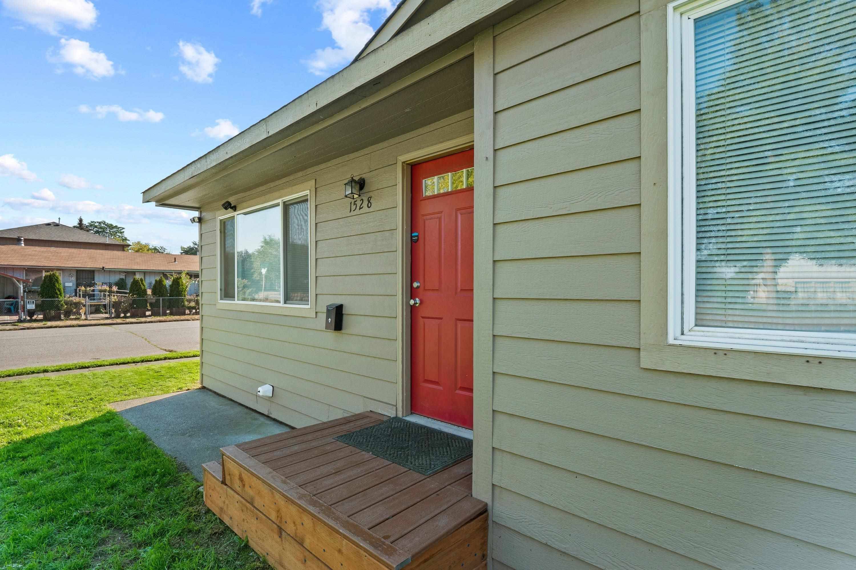 1528 E Cataldo Ave, Spokane, WA 99202