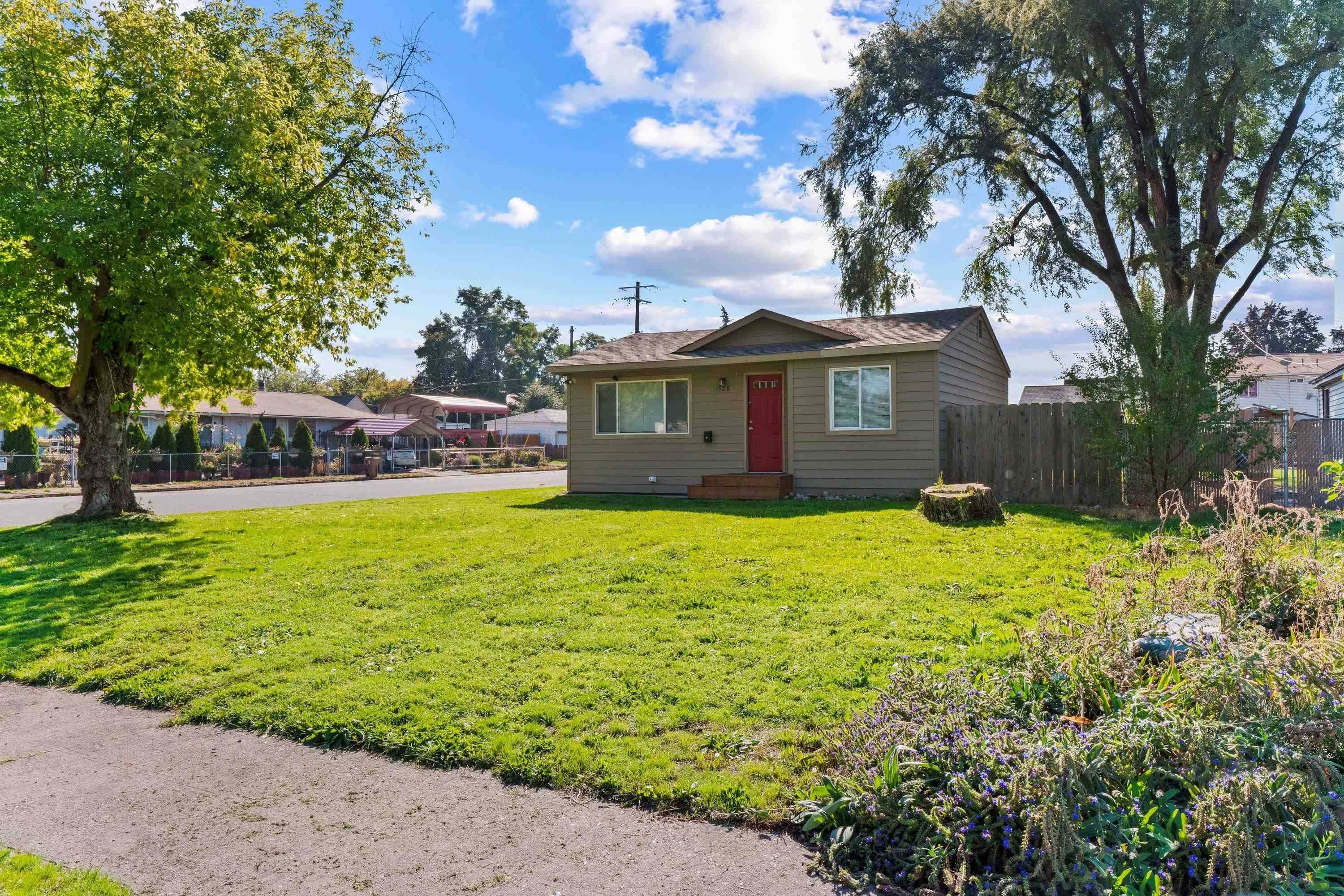 1528 E Cataldo Ave, Spokane, WA 99202