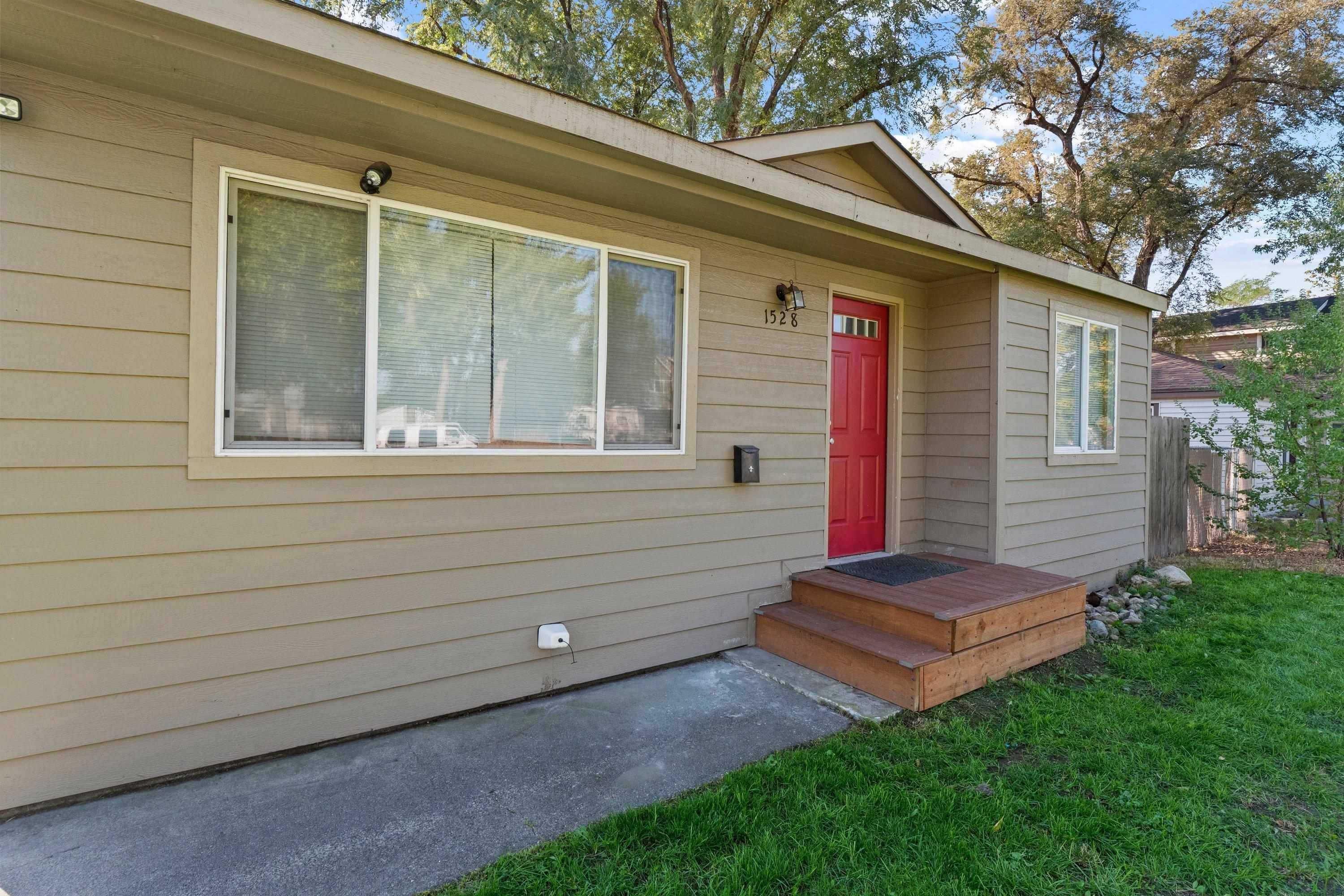 1528 E Cataldo Ave, Spokane, WA 99202