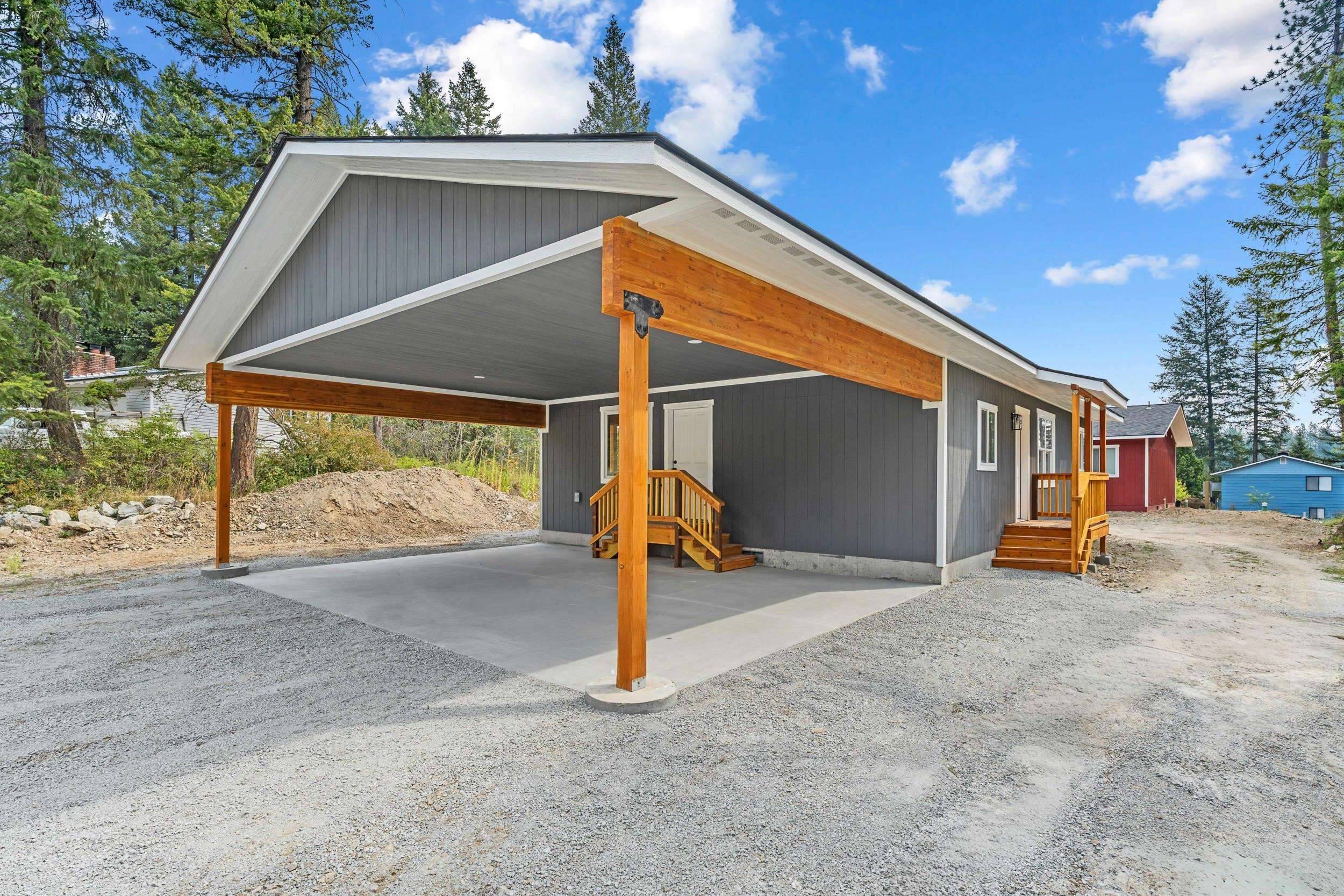 107 Lilac Ln, Newport, WA 99156