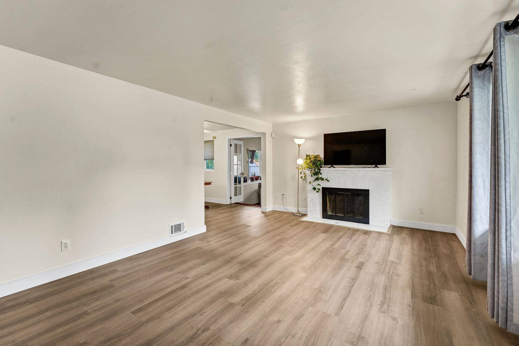 915 N Bowdish Rd, Spokane Valley, WA 99206