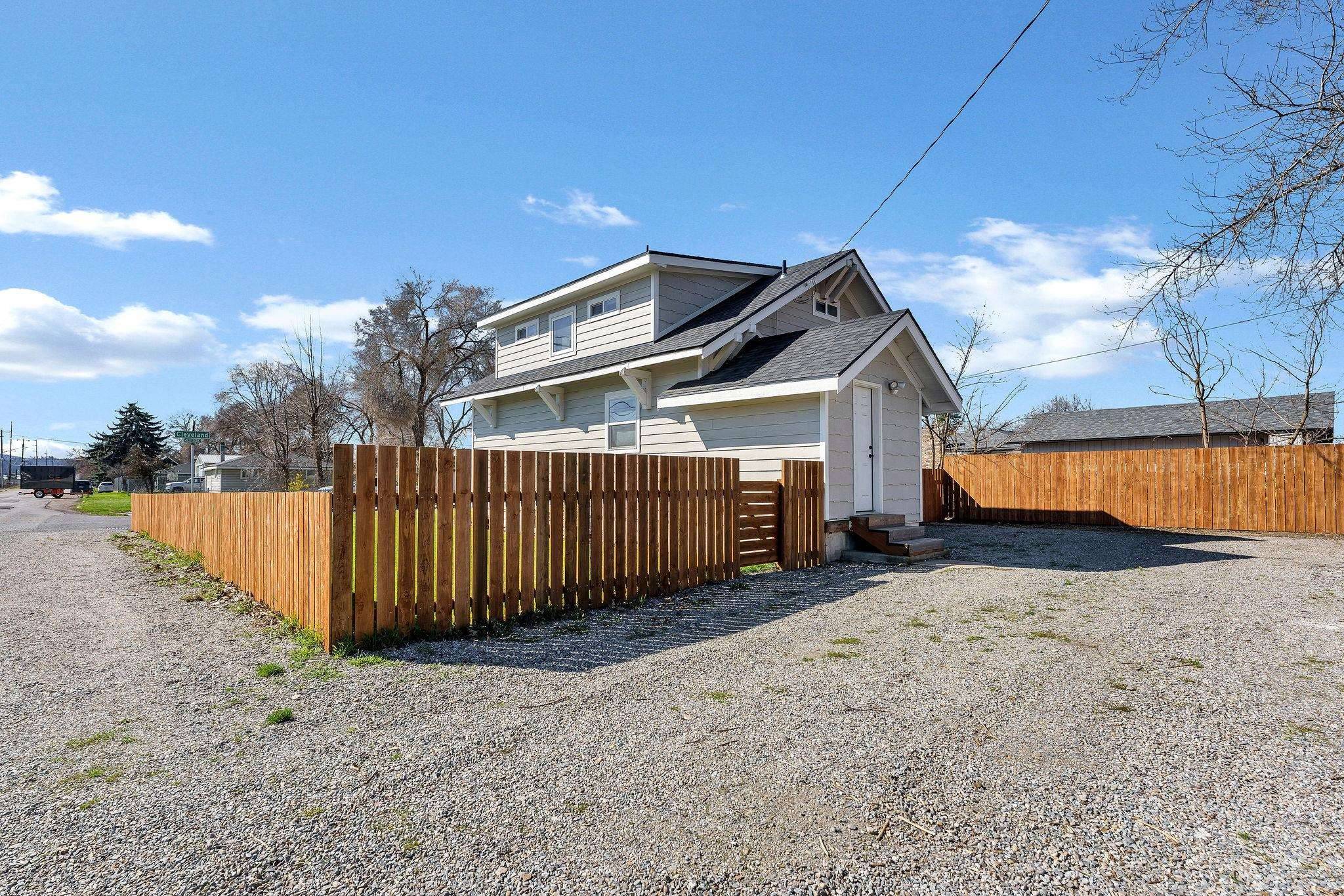 4323 E Cleveland Ave, Spokane, WA 99217