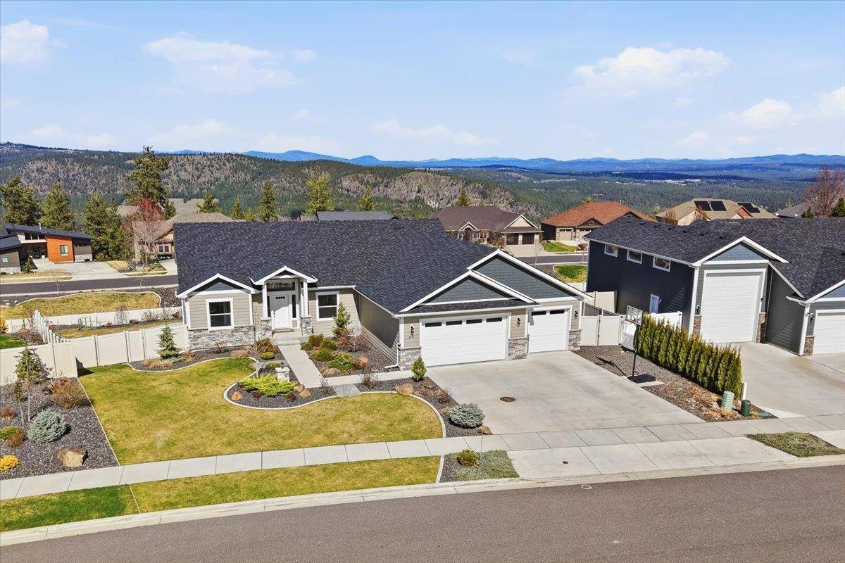2712 W Howesdale Rd, Spokane, WA 99208