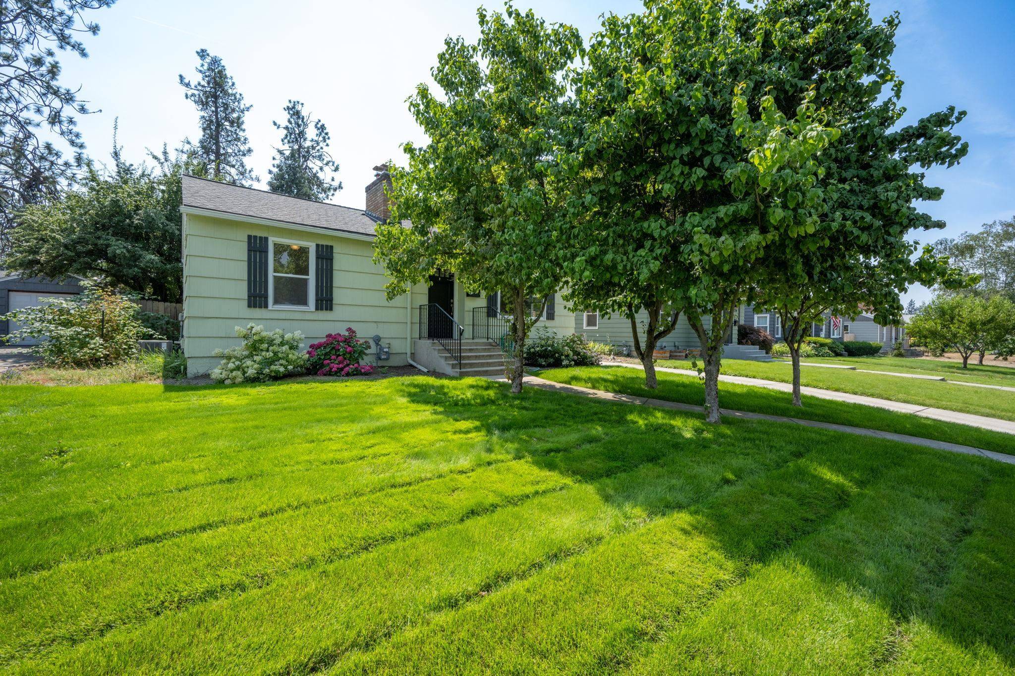 1304 E 39th Ave, Spokane, WA 99203