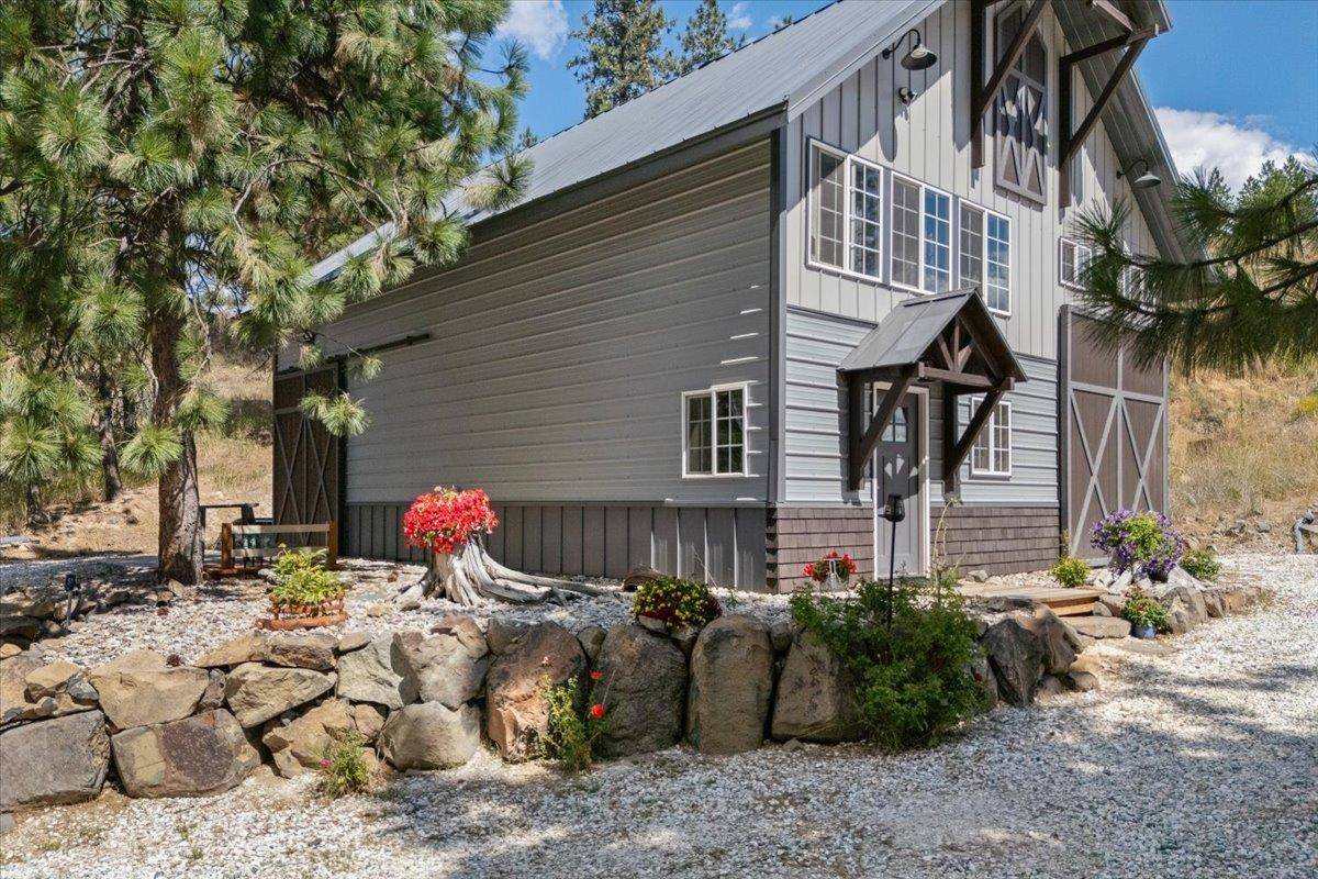 6520 Pine Ridge WAY, Nine Mile Falls, WA 99026