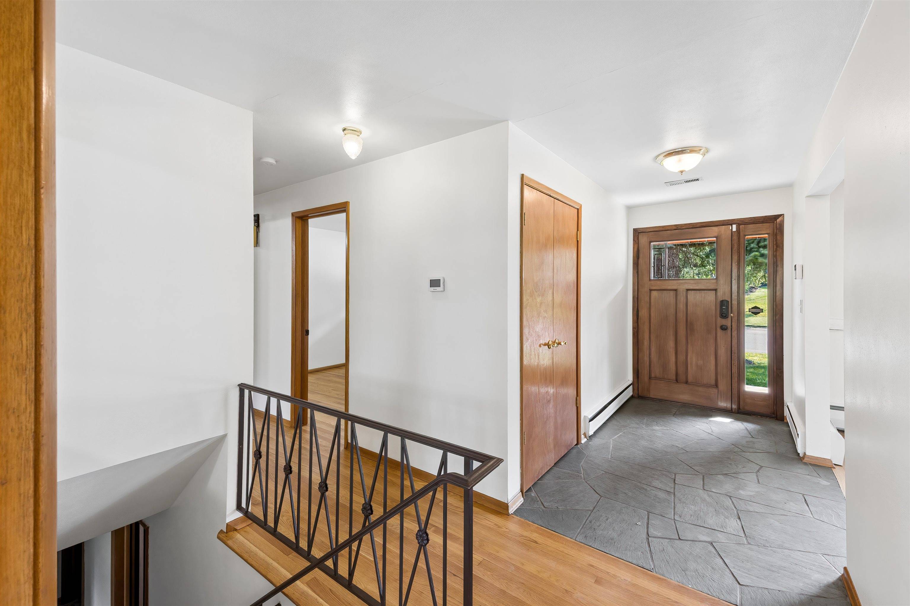10416 N College Cir, Spokane, WA 99218