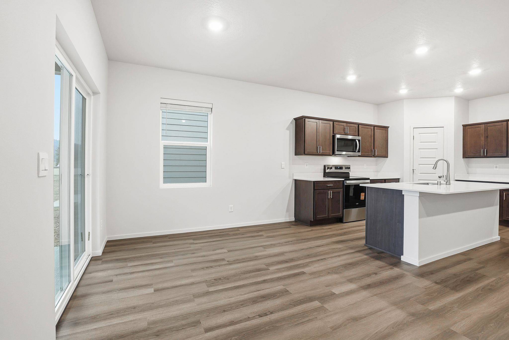 225 W Pheasant Bluff Ave, Spokane, WA 99224