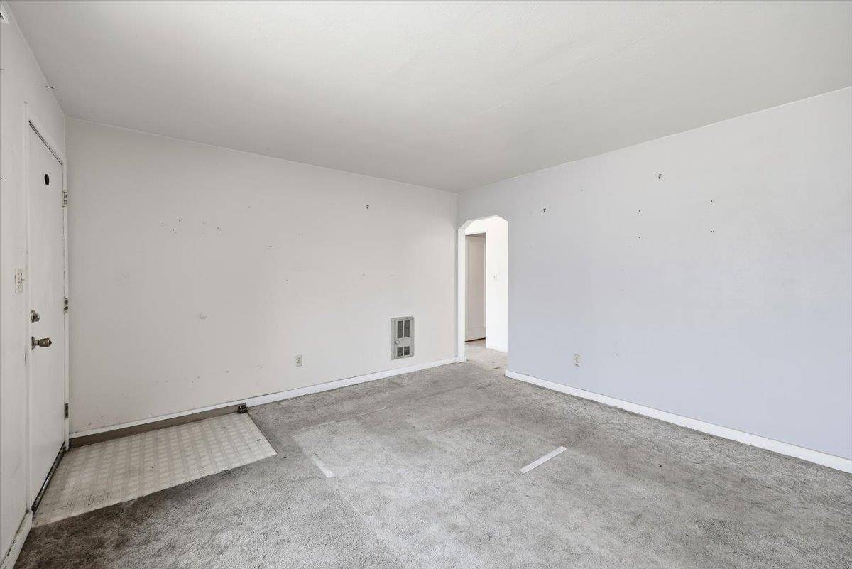 1828 N Nelson St, Spokane, WA 99207