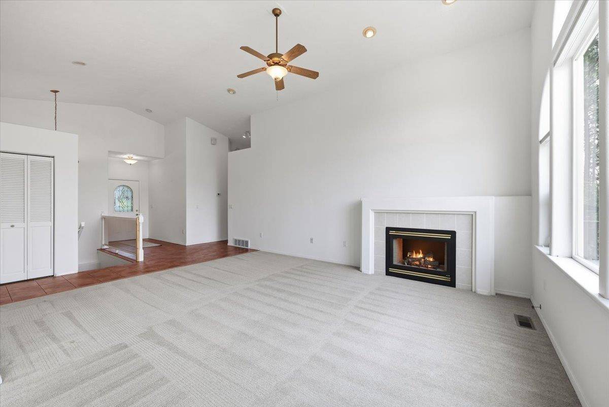 2120 E Turnberry Ln, Spokane, WA 99223